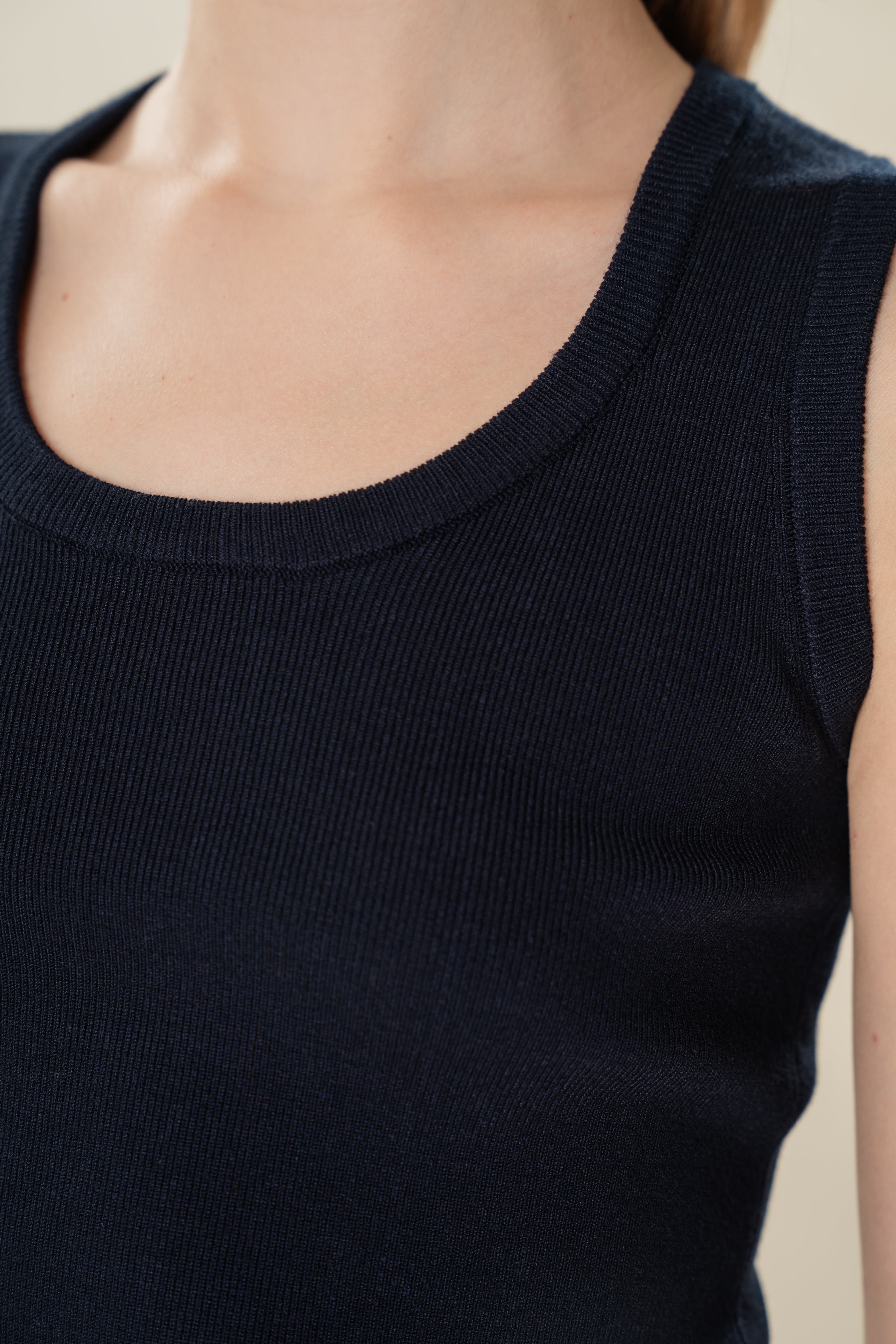 Round Neck Knitted Tank in Midnight