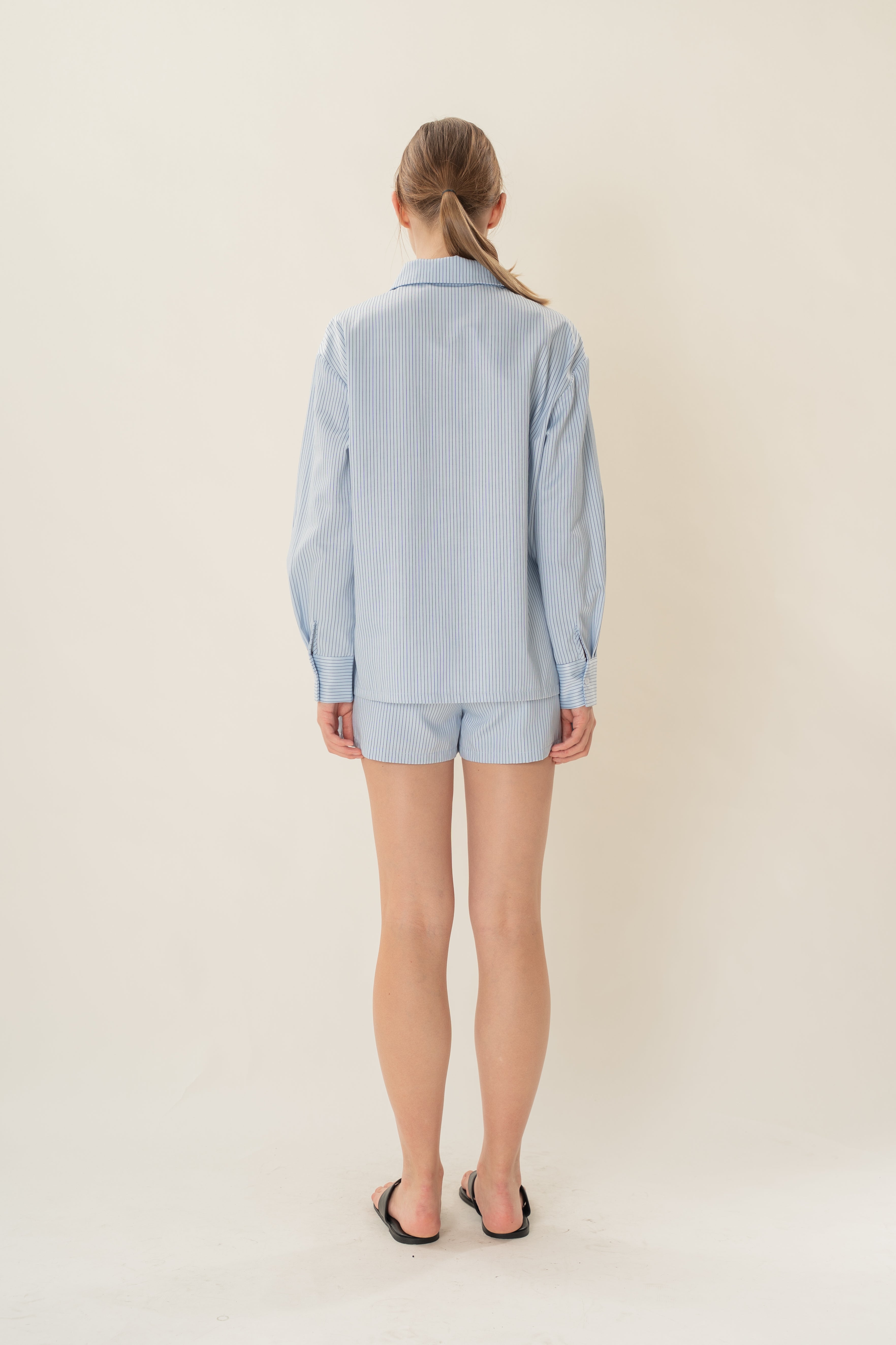 Long-Sleeved Shirt in Light Blue Stripes