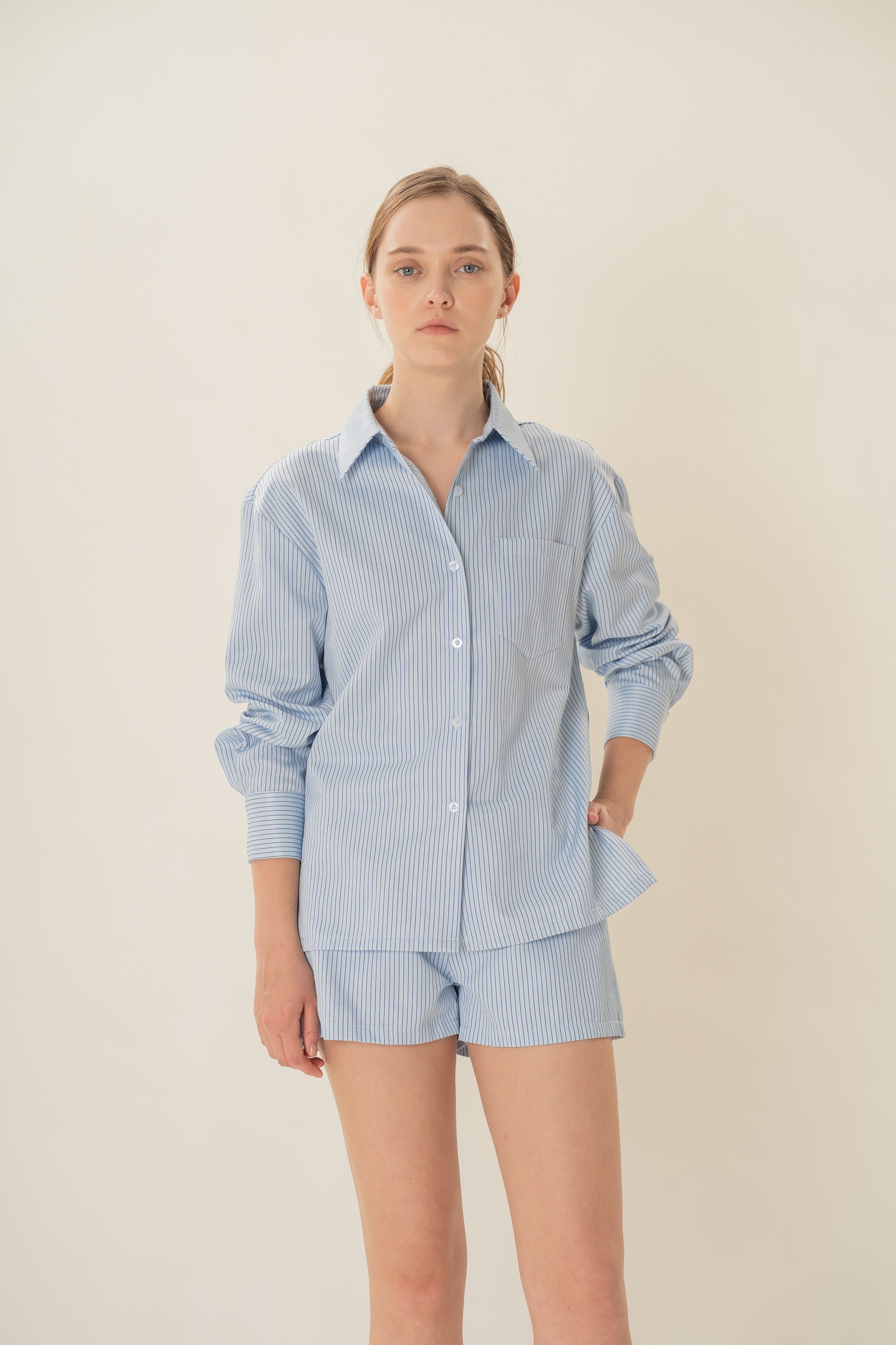 Long-Sleeved Shirt in Light Blue Stripes