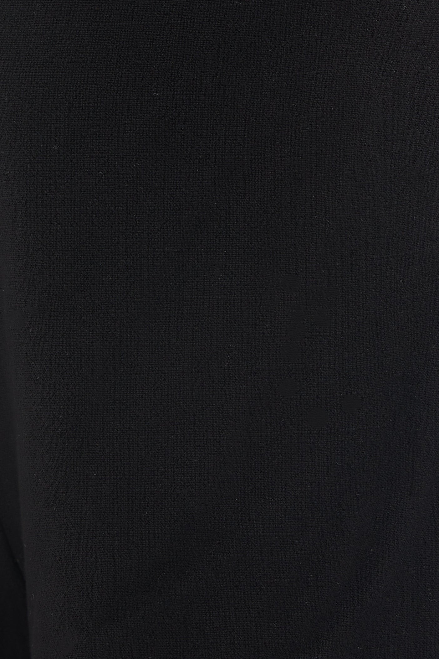 Linen Shorts in Black