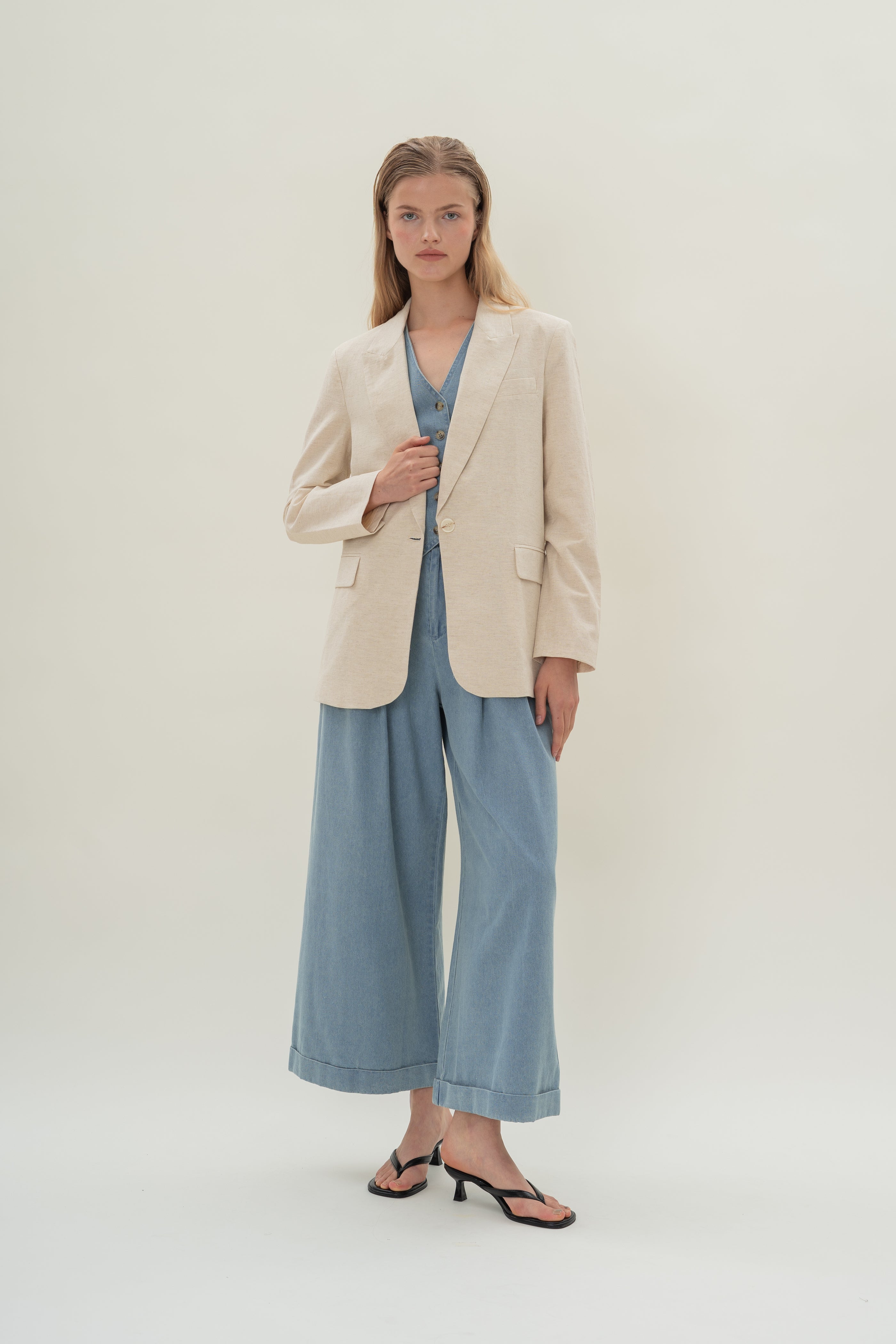 Oversized Textured Linen Blazer in Natural