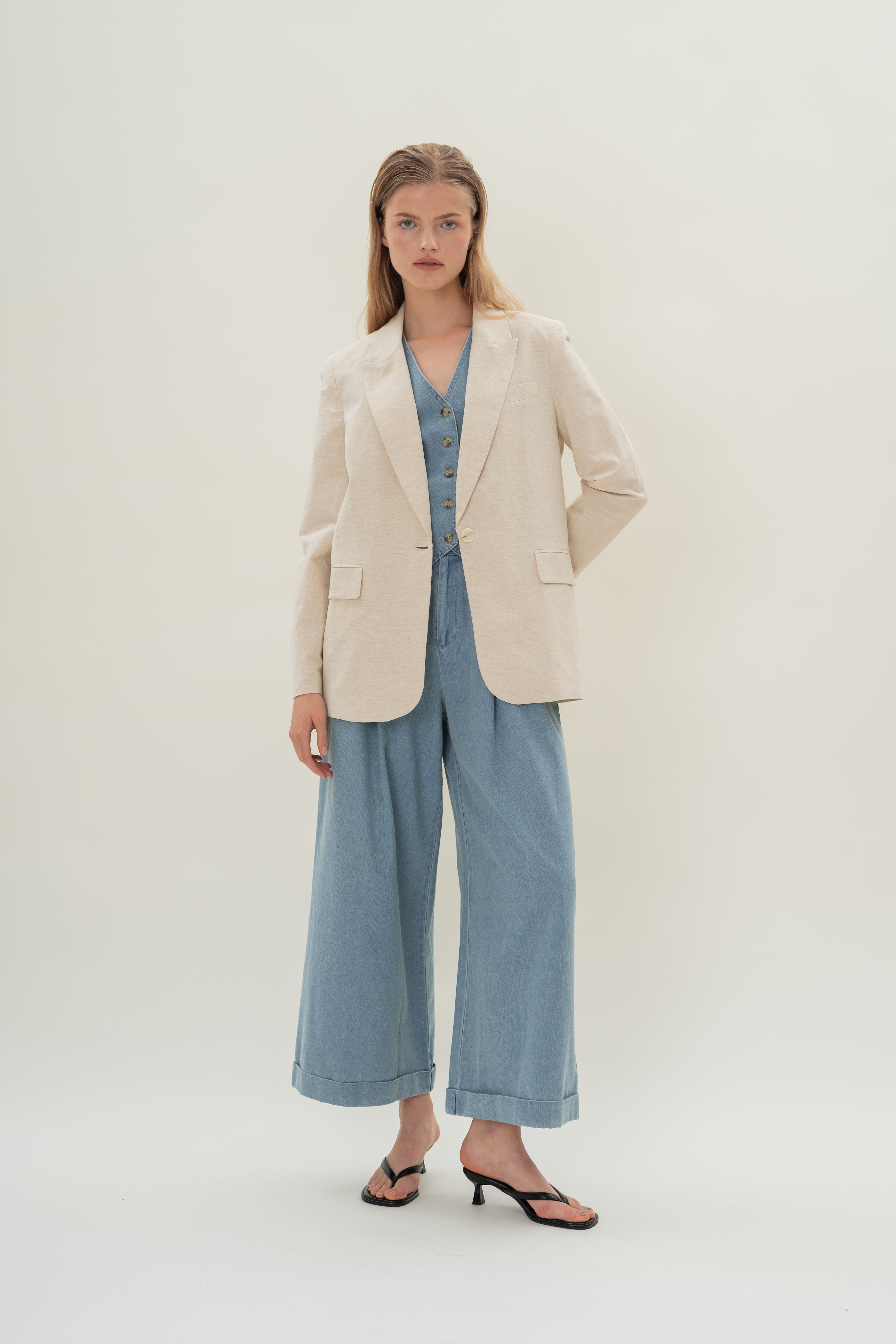 Oversized Textured Linen Blazer in Natural