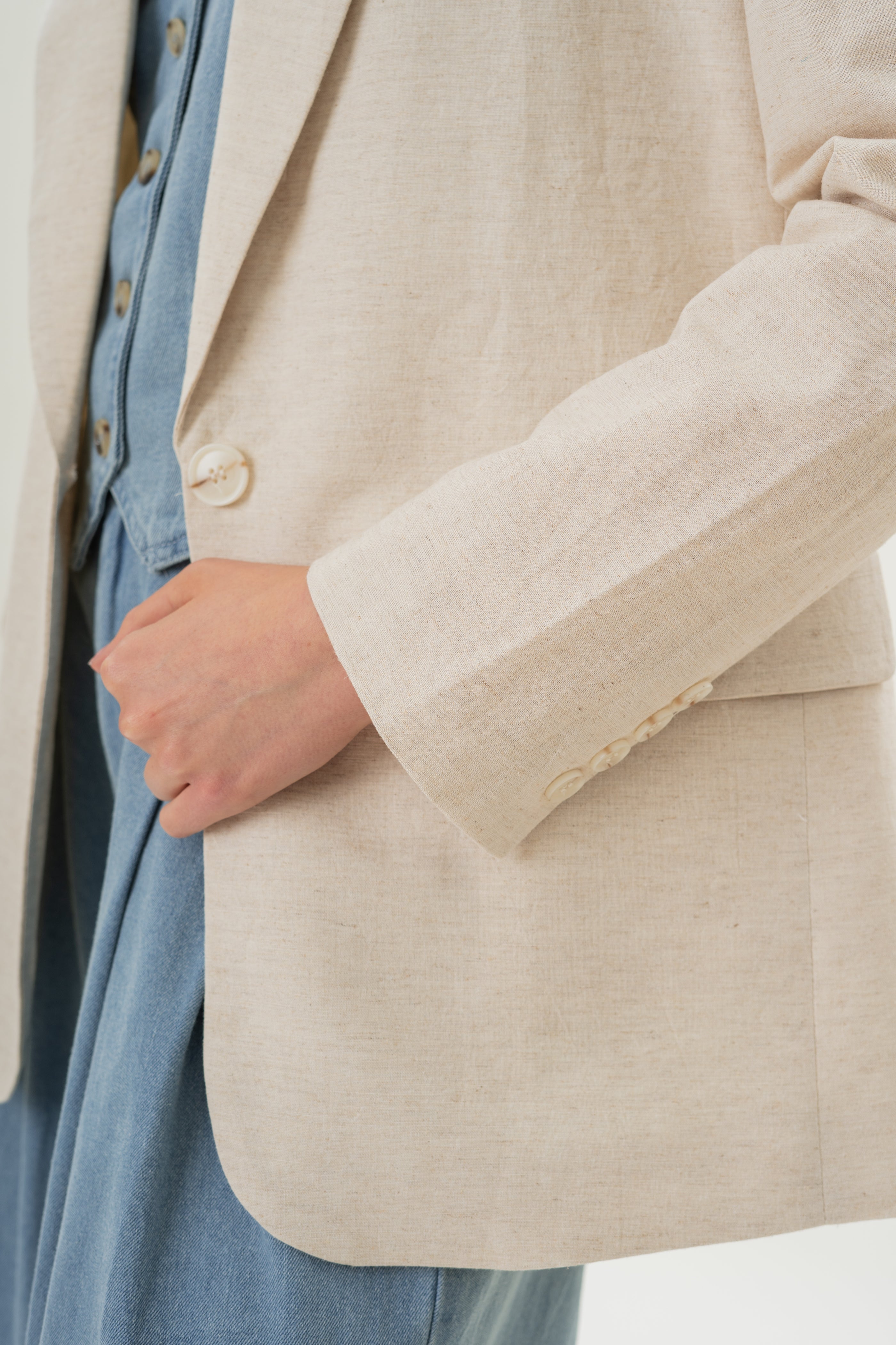 Oversized Textured Linen Blazer in Natural