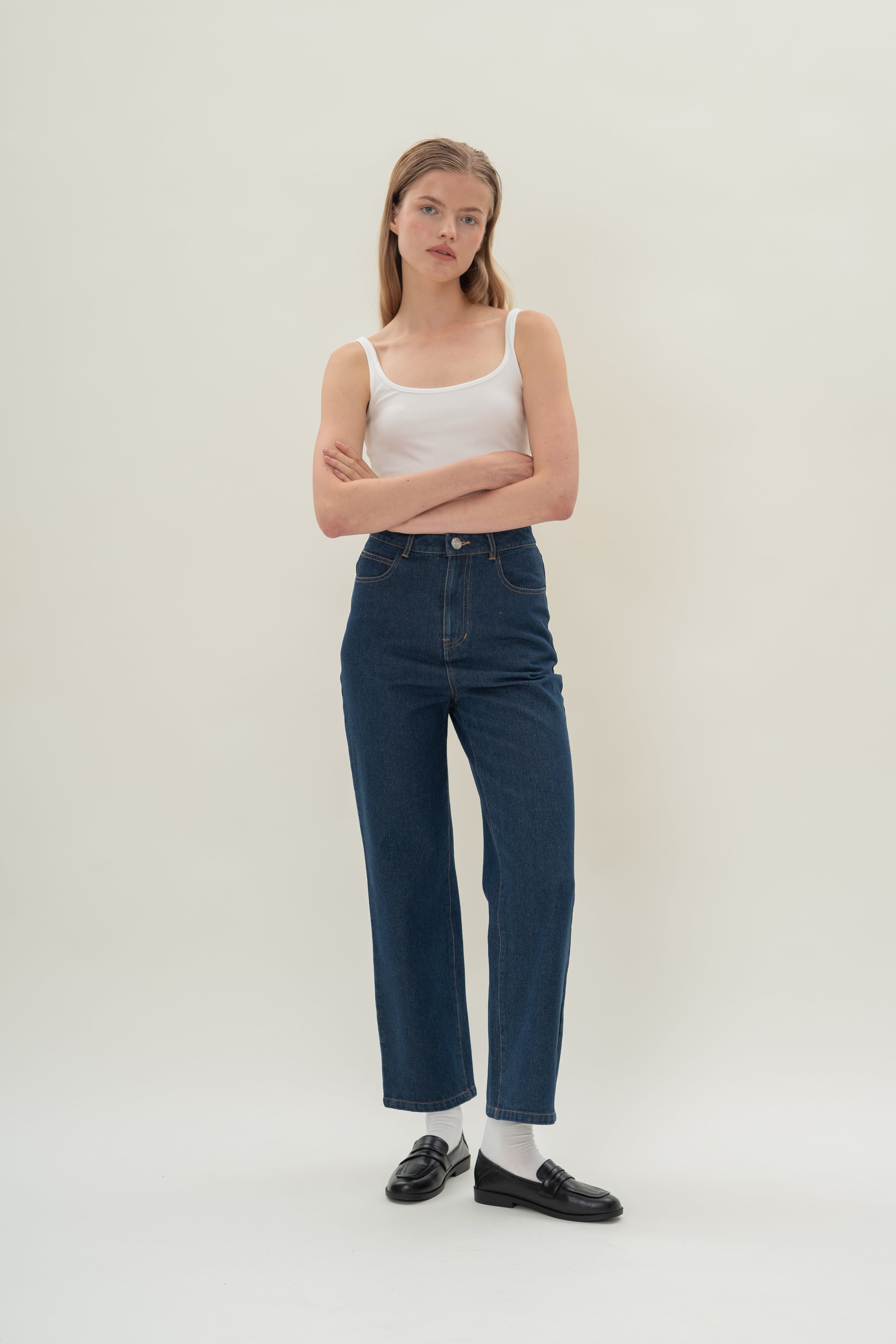 Studios High Rise Slim Tapered Jeans in Mid Blue