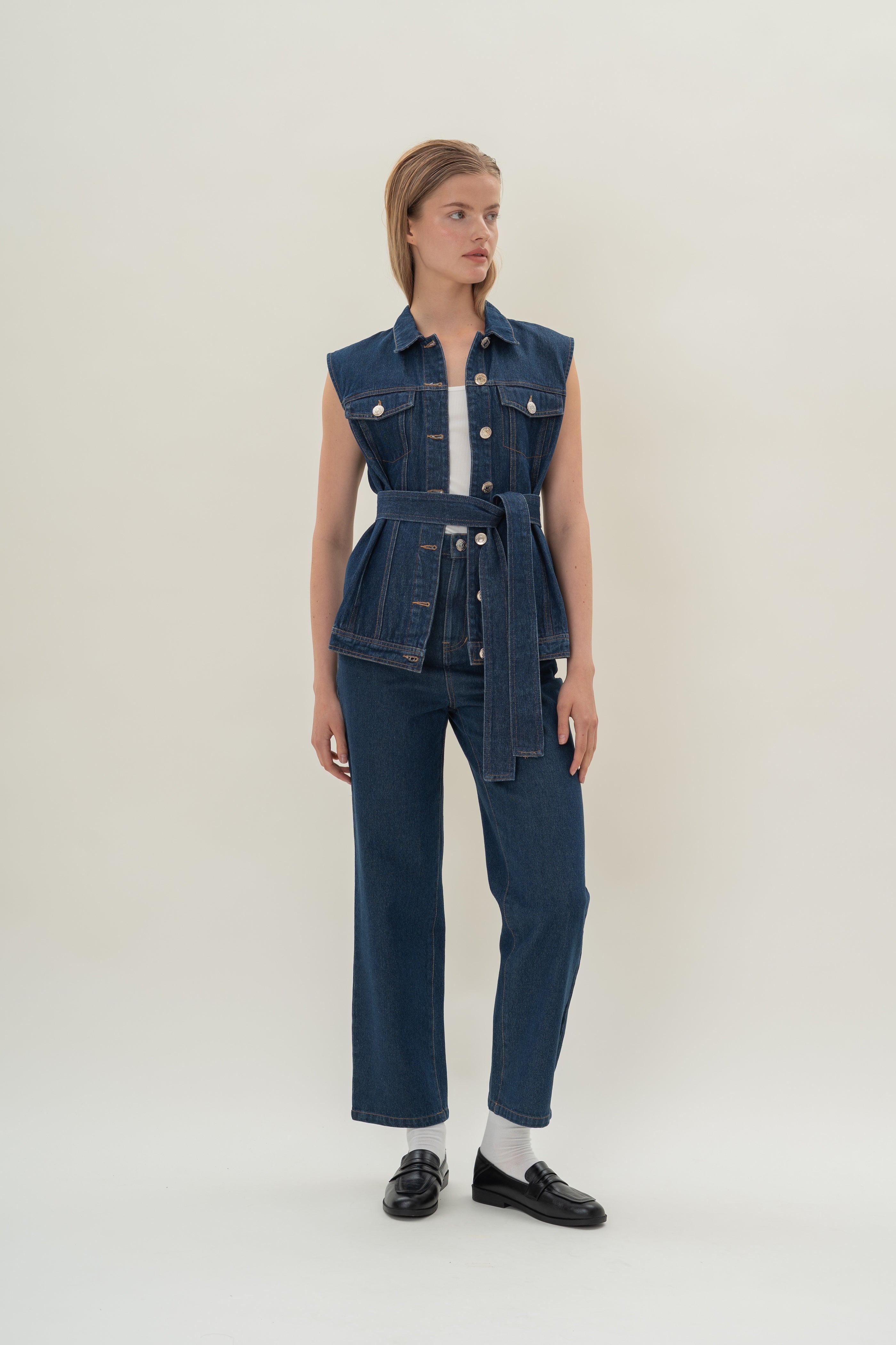 Studios High Rise Slim Tapered Jeans in Mid Blue