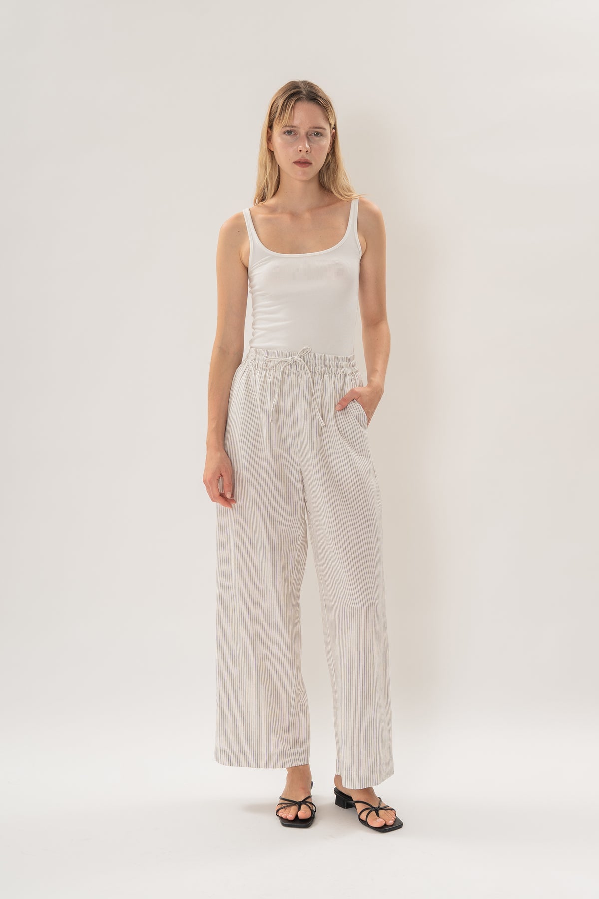 Linen Relaxed Straight-Leg Pants in White Stripes