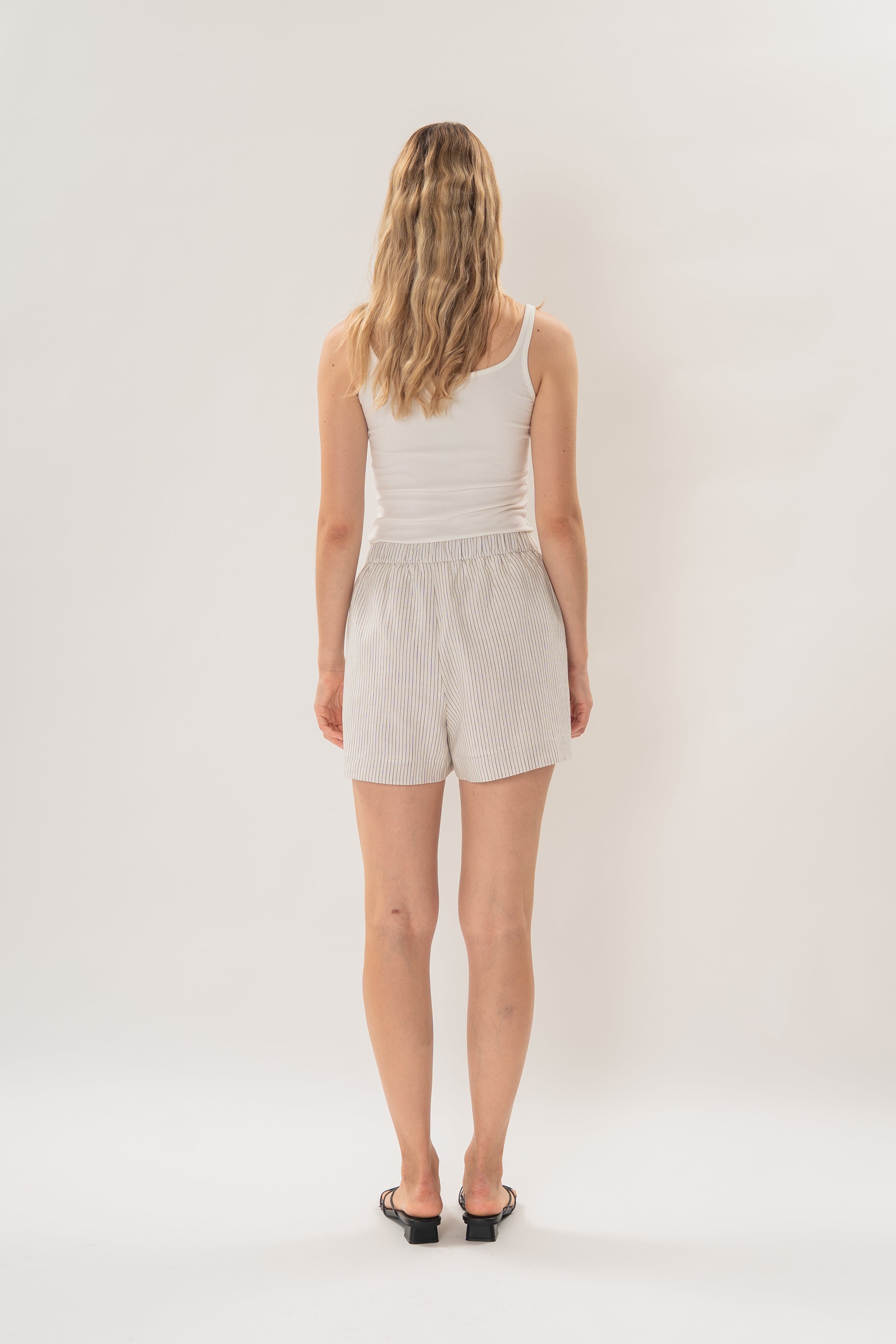 Linen Relaxed Gathered Waist Shorts in White Stripes