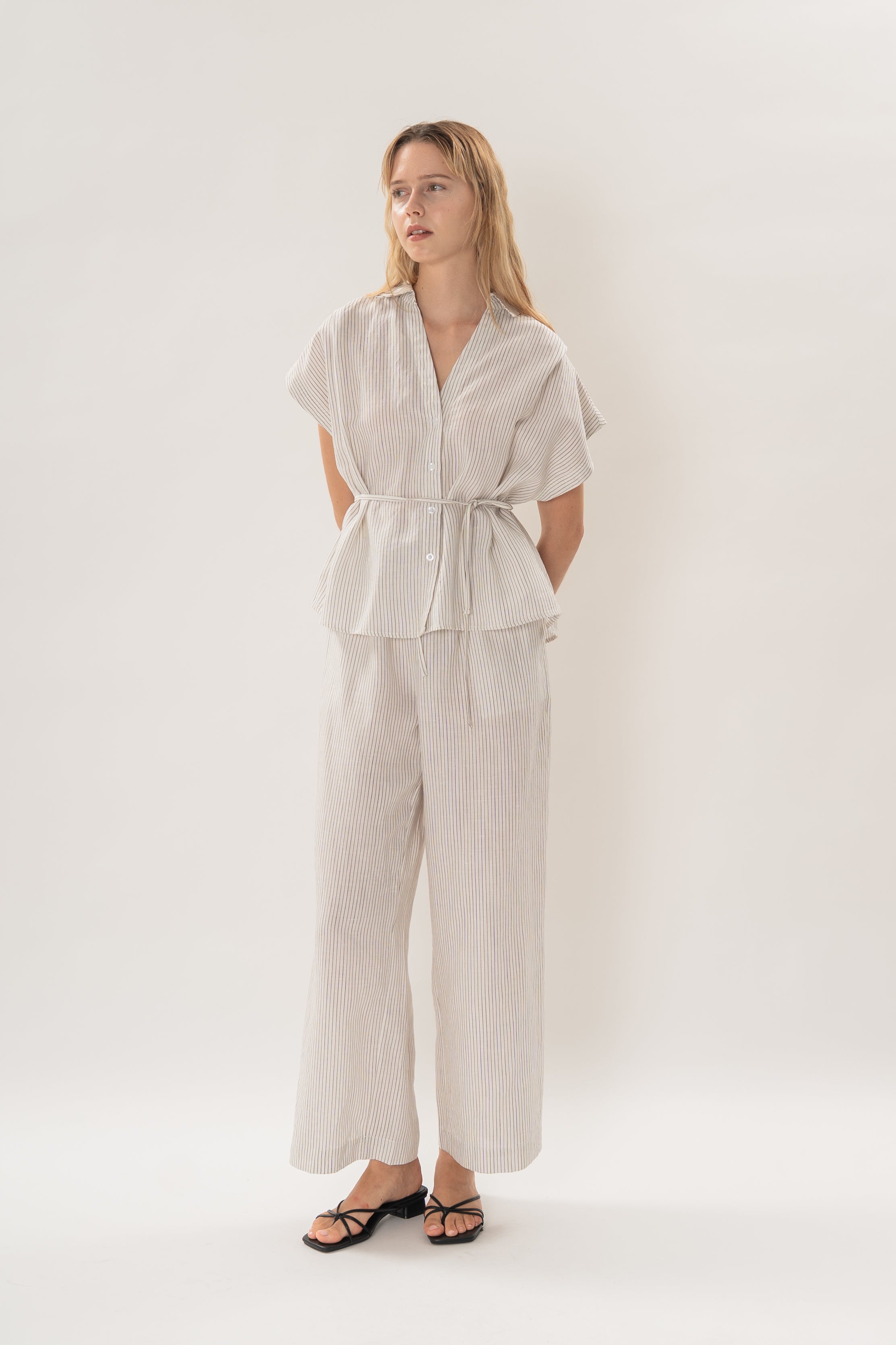Collared Short Sleeve Waist Tie Top in White Stripes