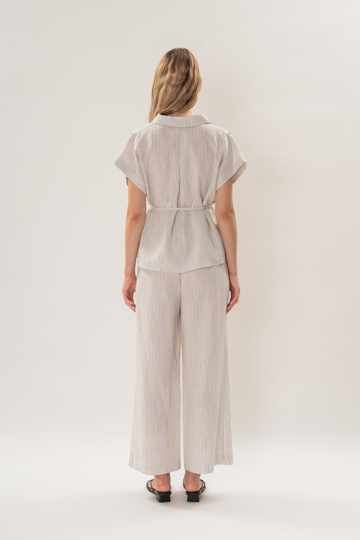 Collared Short Sleeve Waist Tie Top in White Stripes