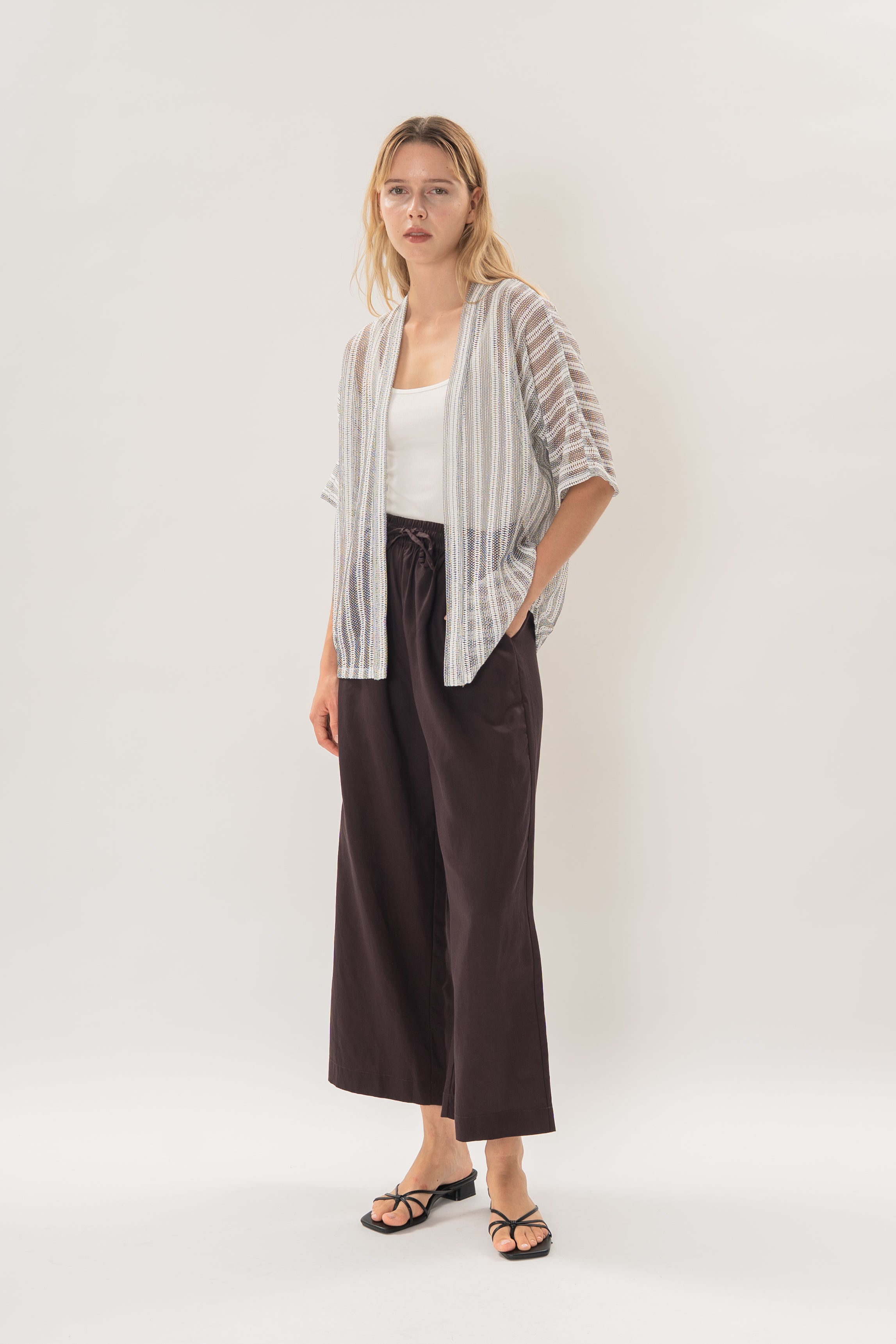 Linen Relaxed Straight-Leg Pants in Deep Umber