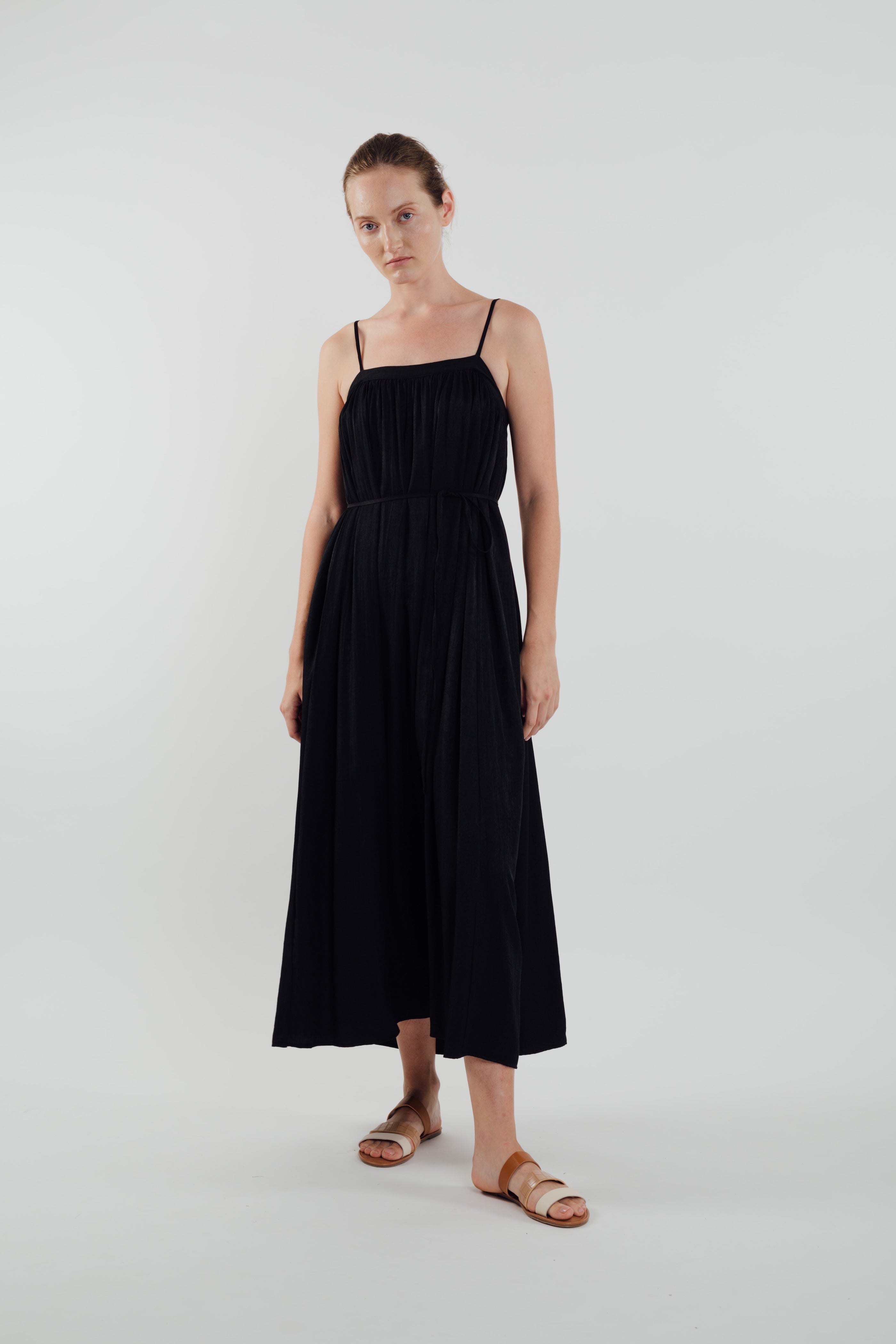 Gathered Midi Dress in Black