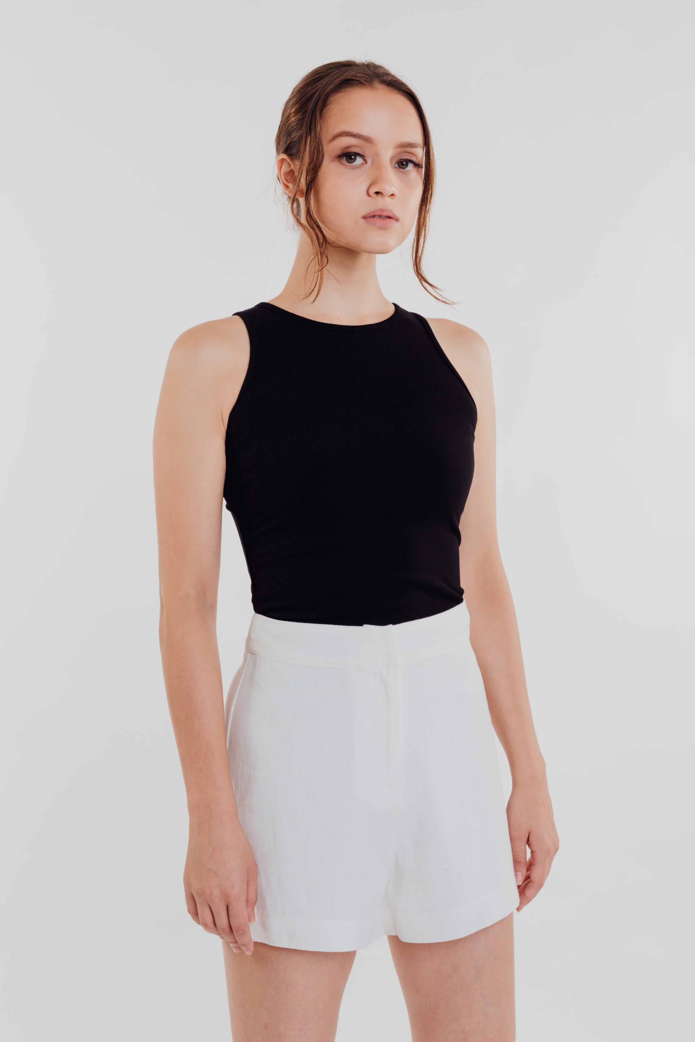Linen Shorts in White