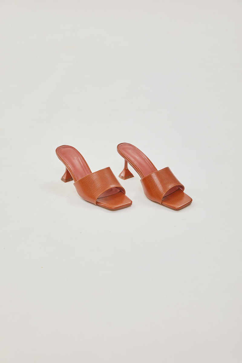 Fara Heels in Soil