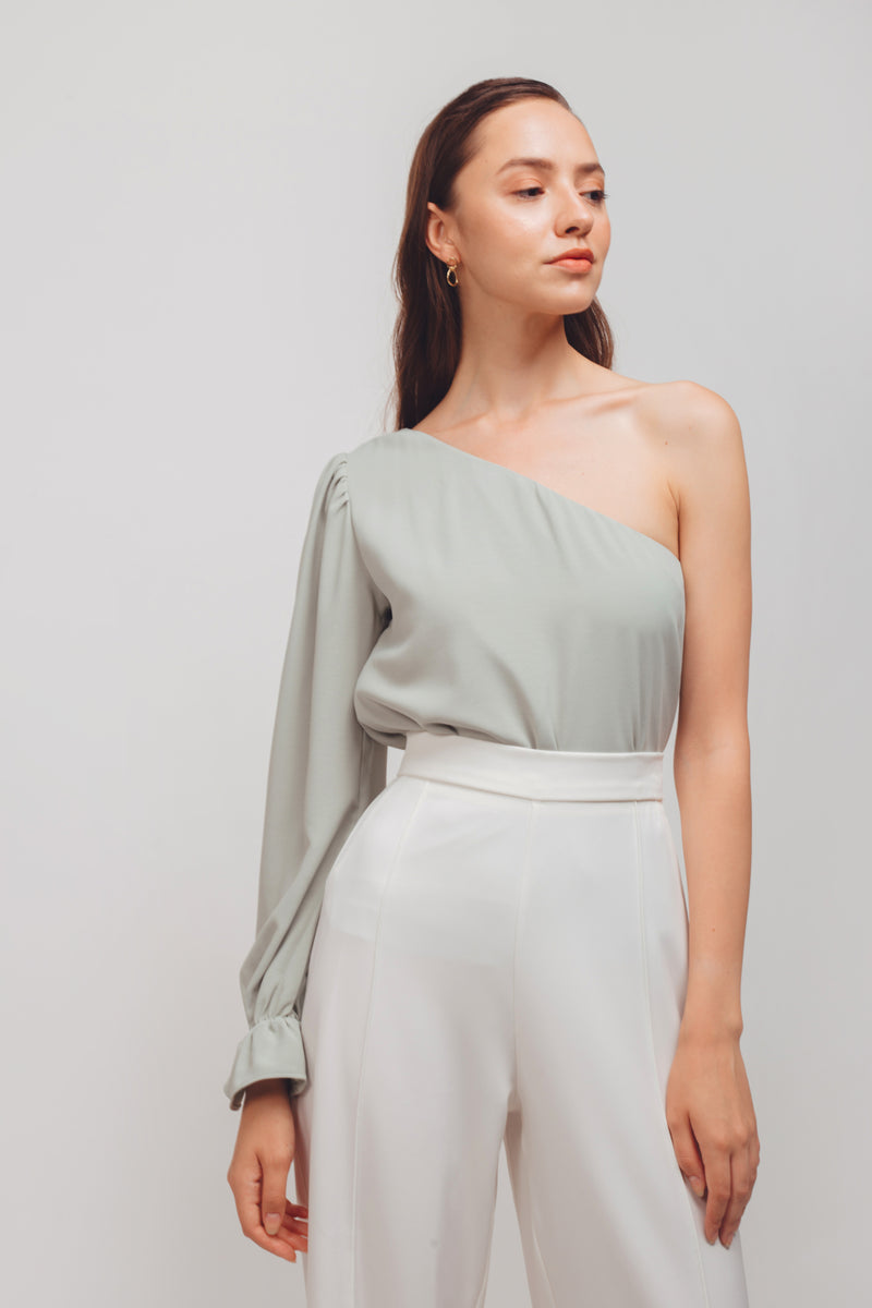 Asymmetrical Long Sleeves Puffed Toga Top In Powdered Green