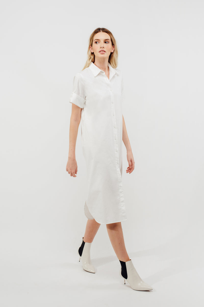 Oversized Buttoned Down Midi Dress With Sash In White
