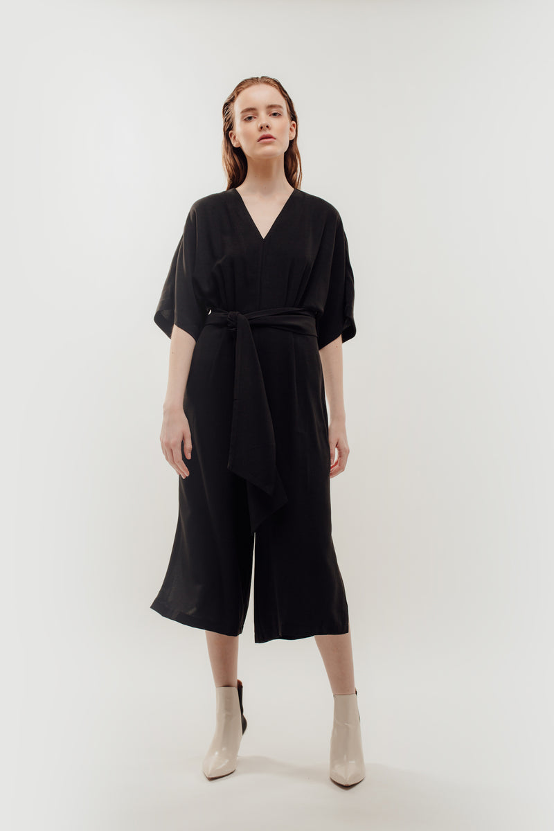 Side Slit Kimono Jumpsuit In Black