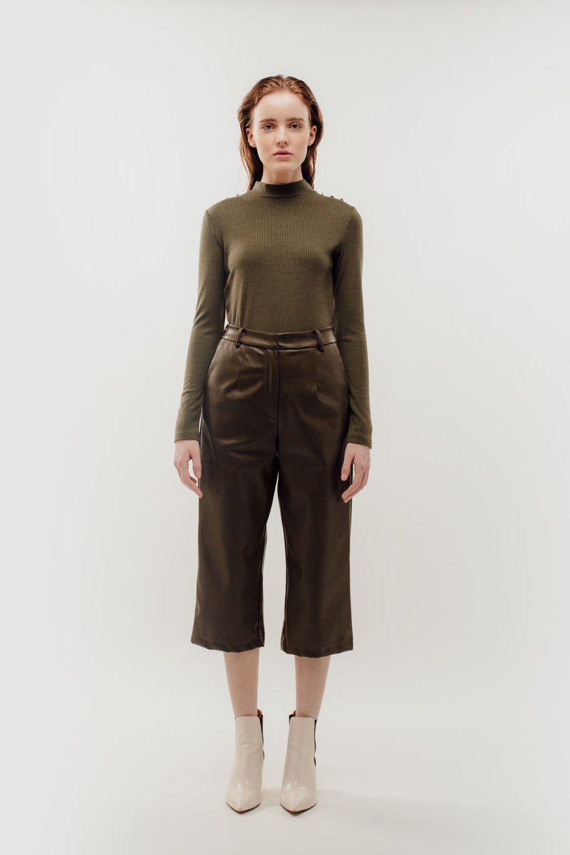 Faux Leather Cropped Trousers in Olive