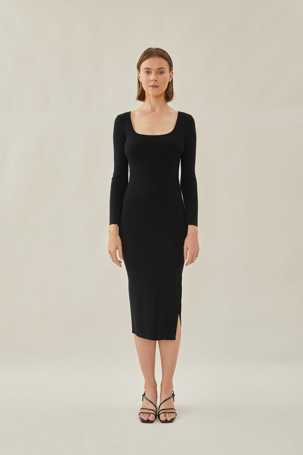 Rounded Square Neck Knit Dress in Black