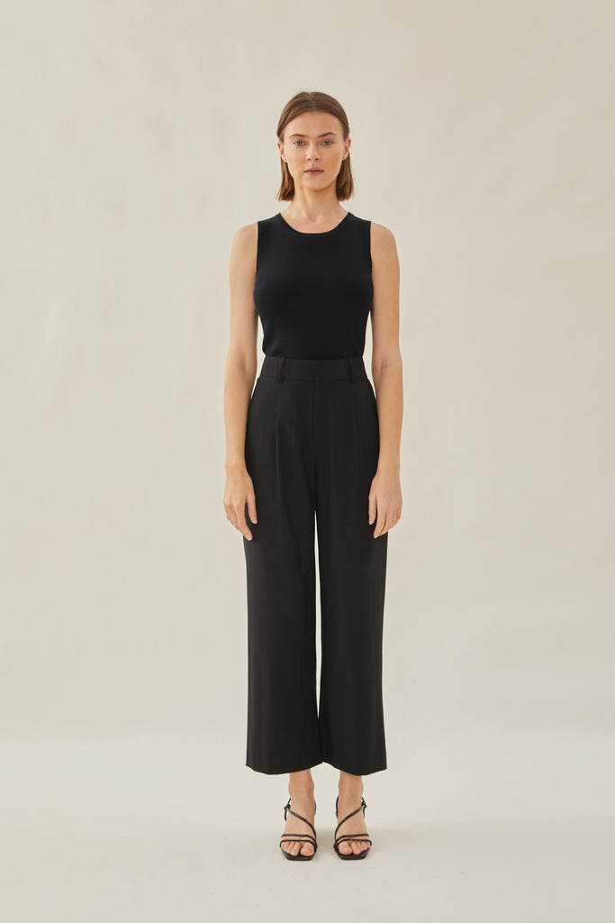 High Waisted Belted Trousers in Black – KLARRA