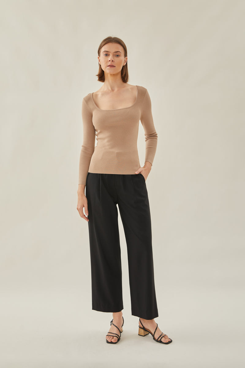 Rounded Square Neck Knit Top in Hay
