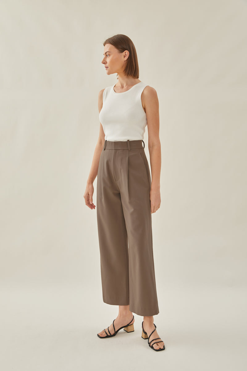 High Waisted Suit Trousers in Husk