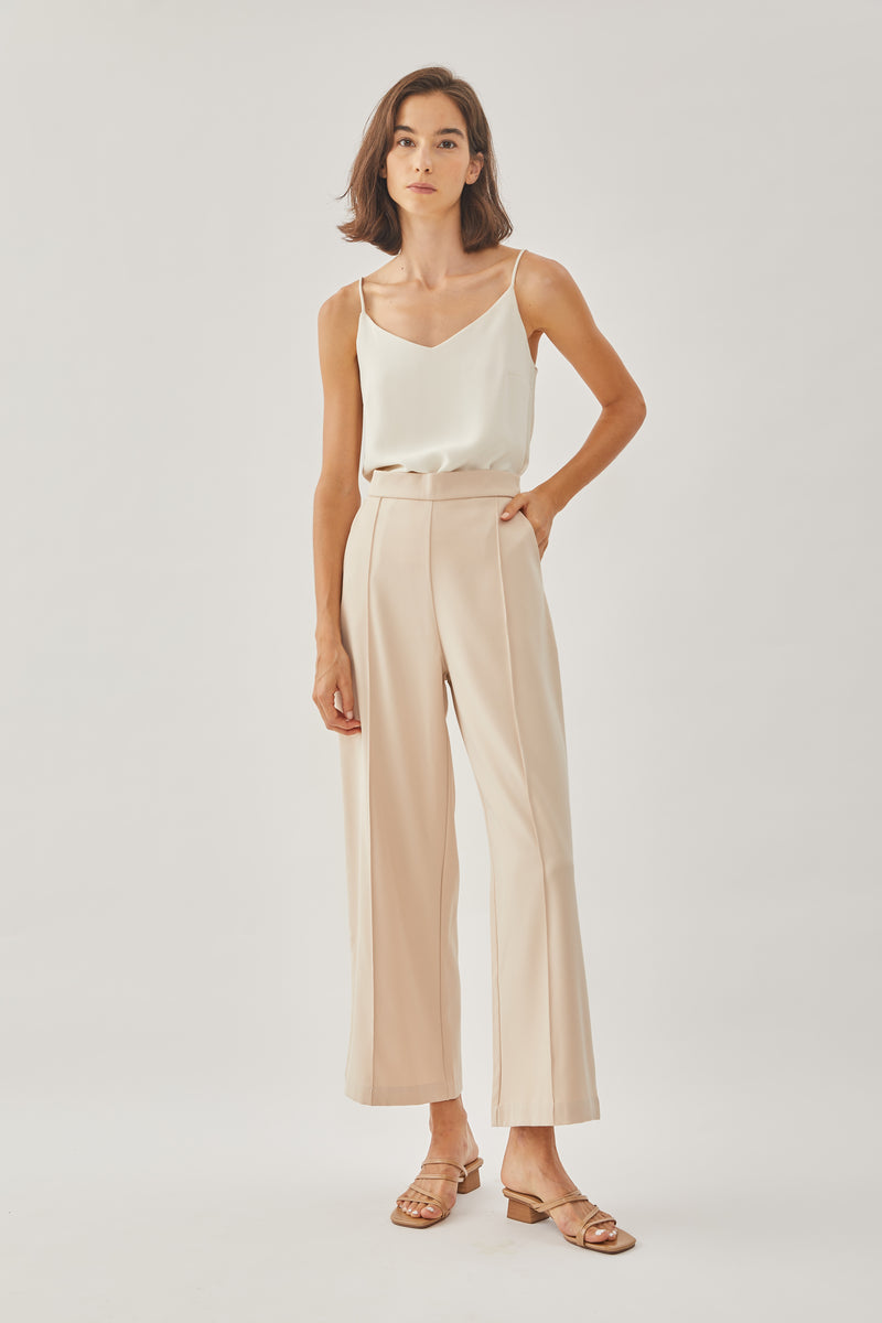High Waisted Wide Legged Trousers w Foldlines In Light Sand