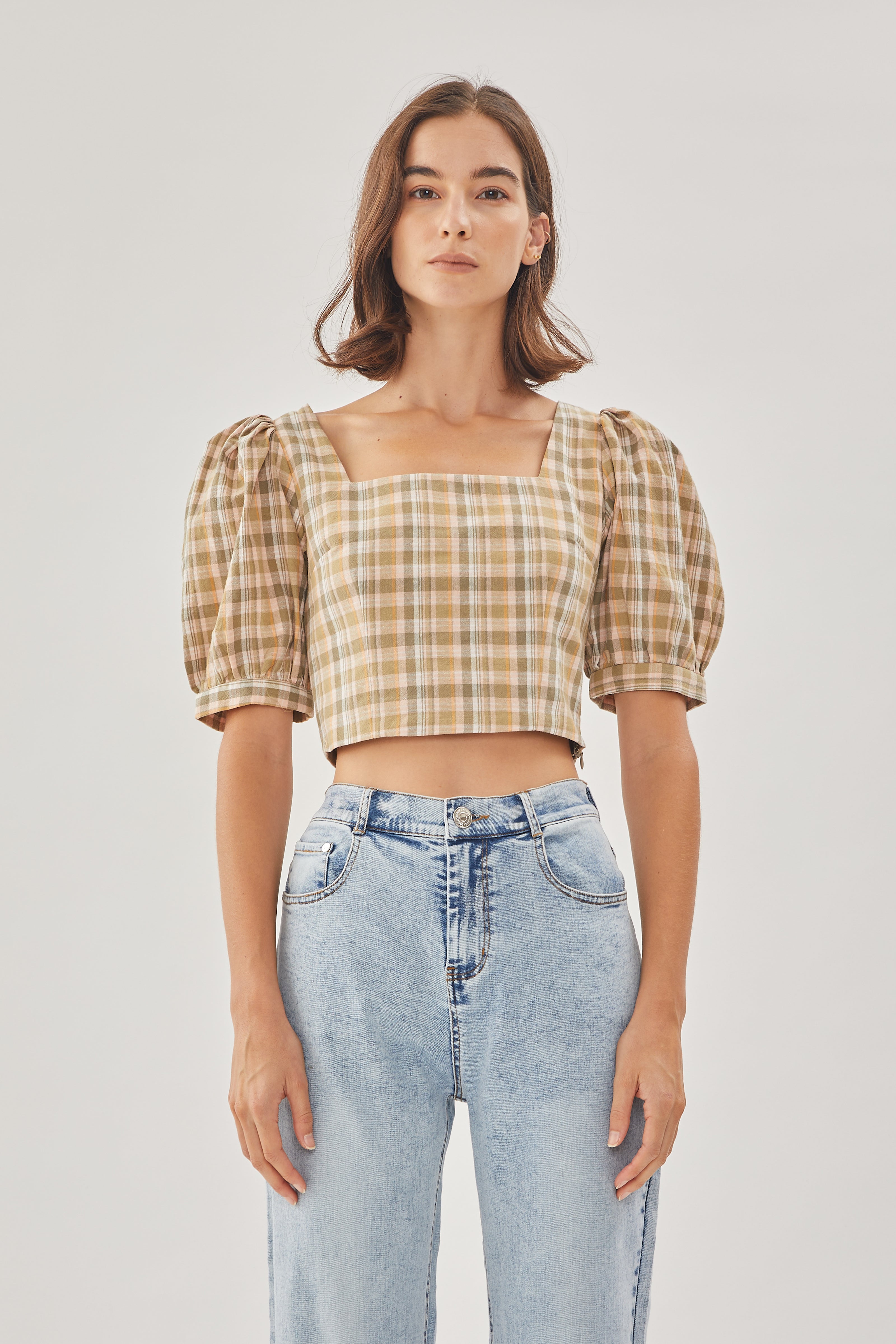 Puff Sleeves Gingham Top in Forest