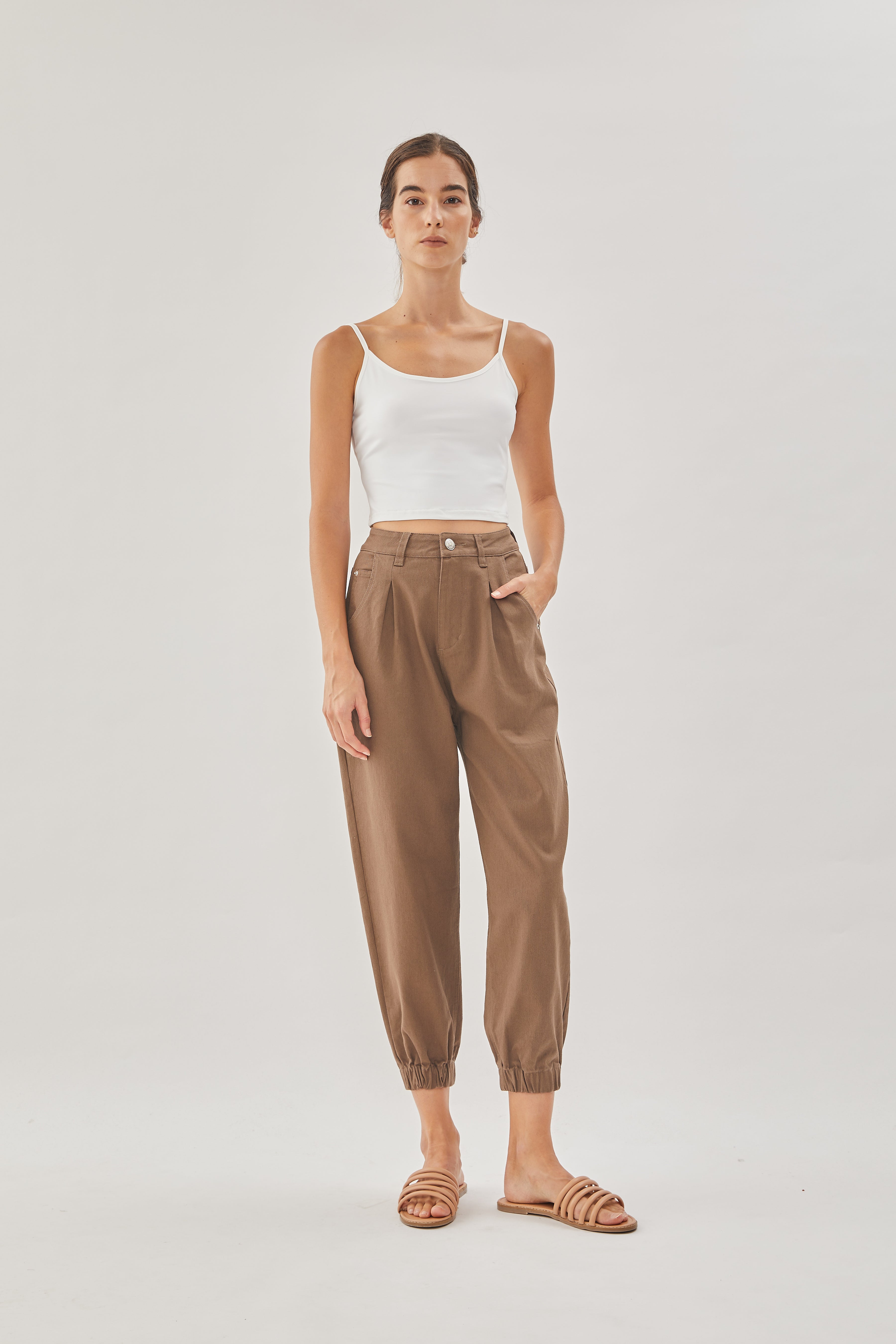 Lounge Cropped High-Rise Jeans in Brown