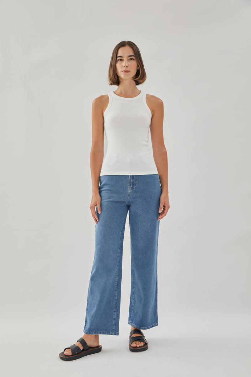 Curved Rib Tank in White