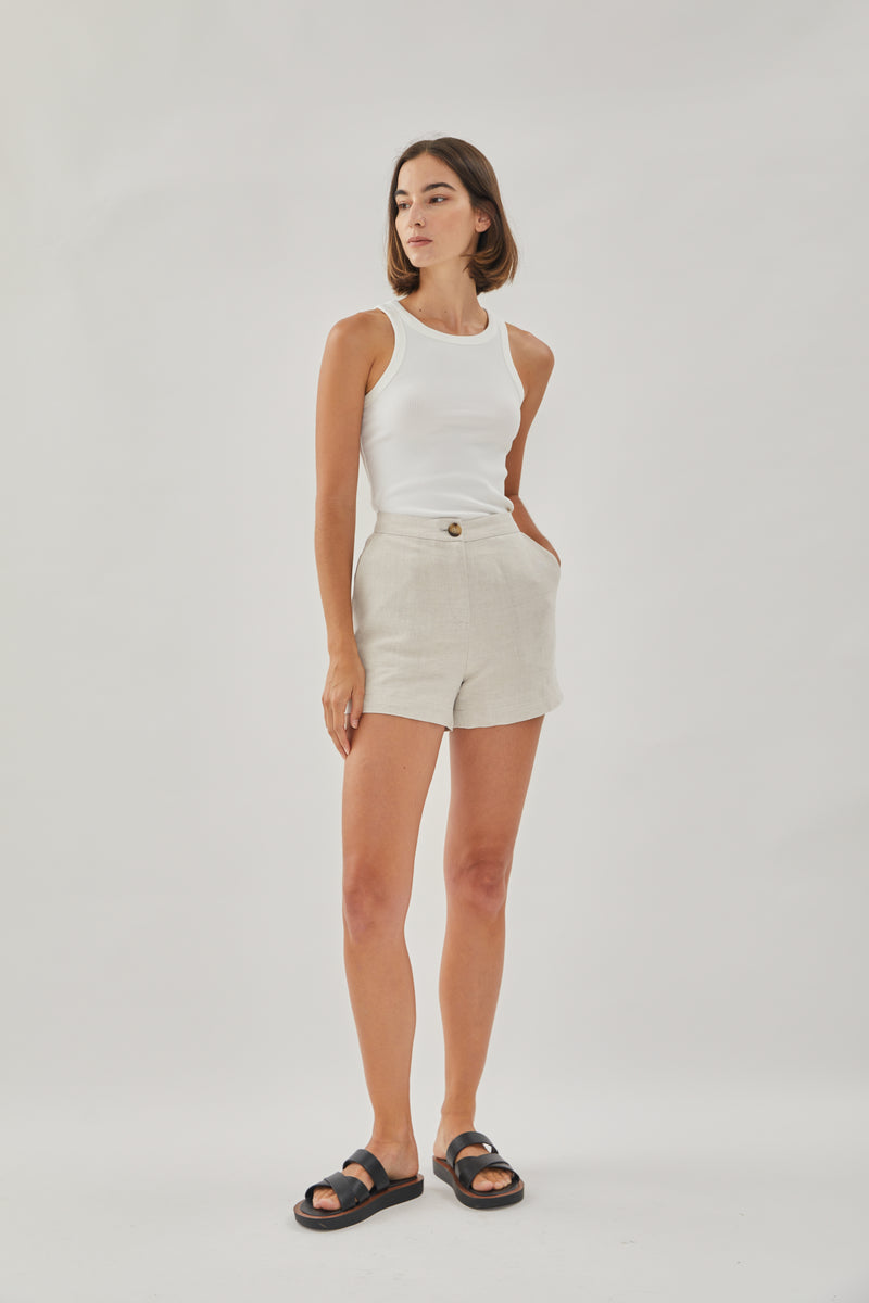 Relaxed Linen Shorts in Natural