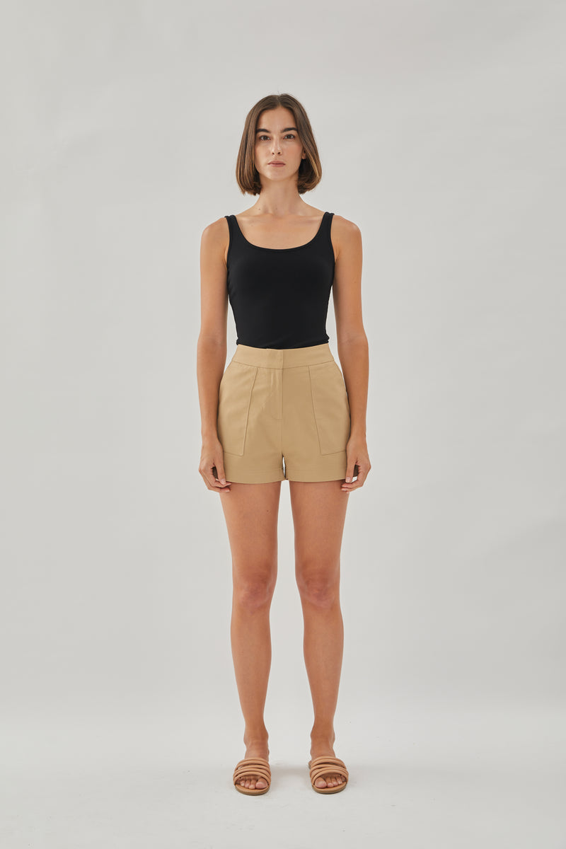 Box Shorts in Sand