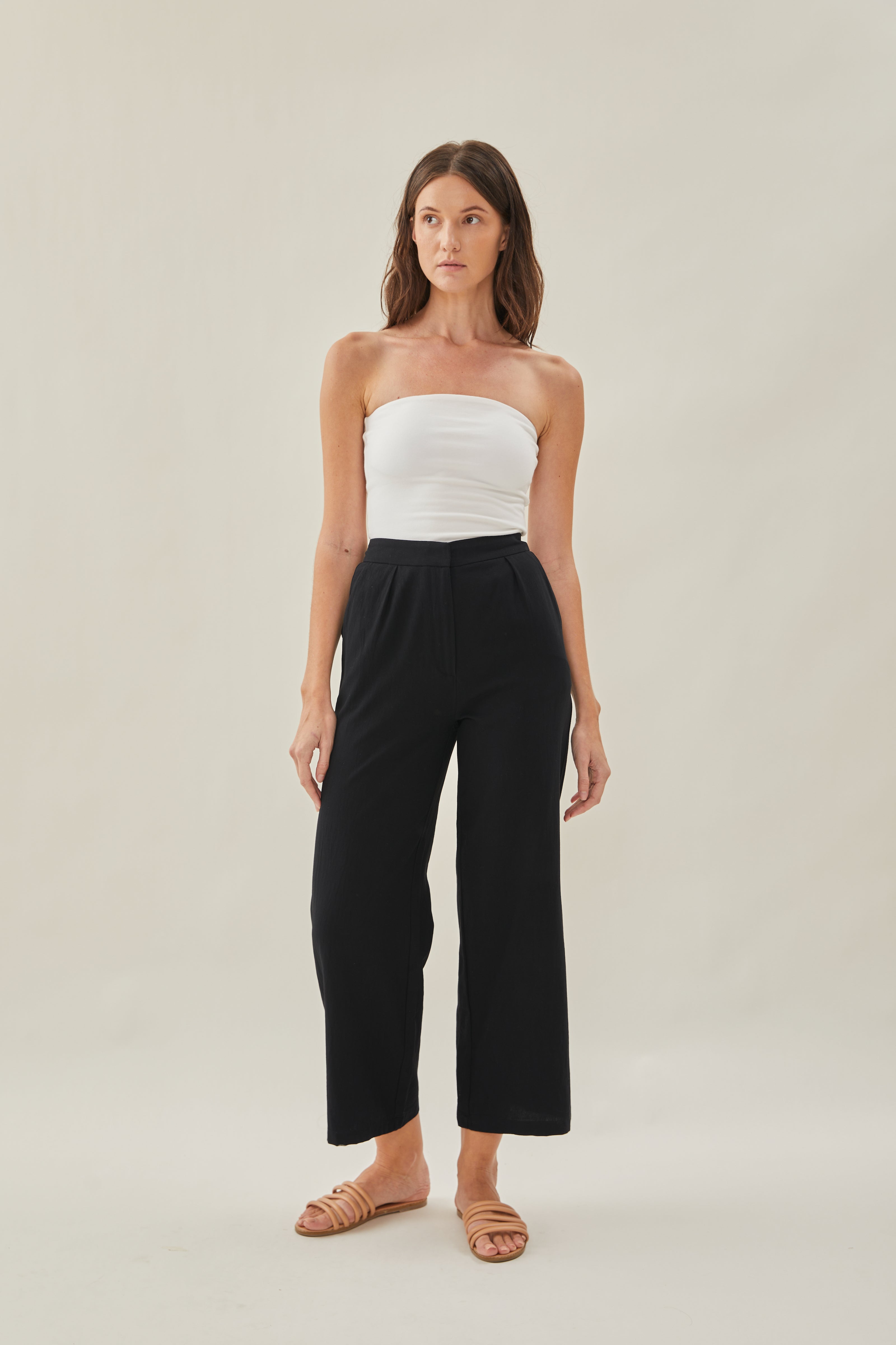 Cotton Pleated Trouser in Black