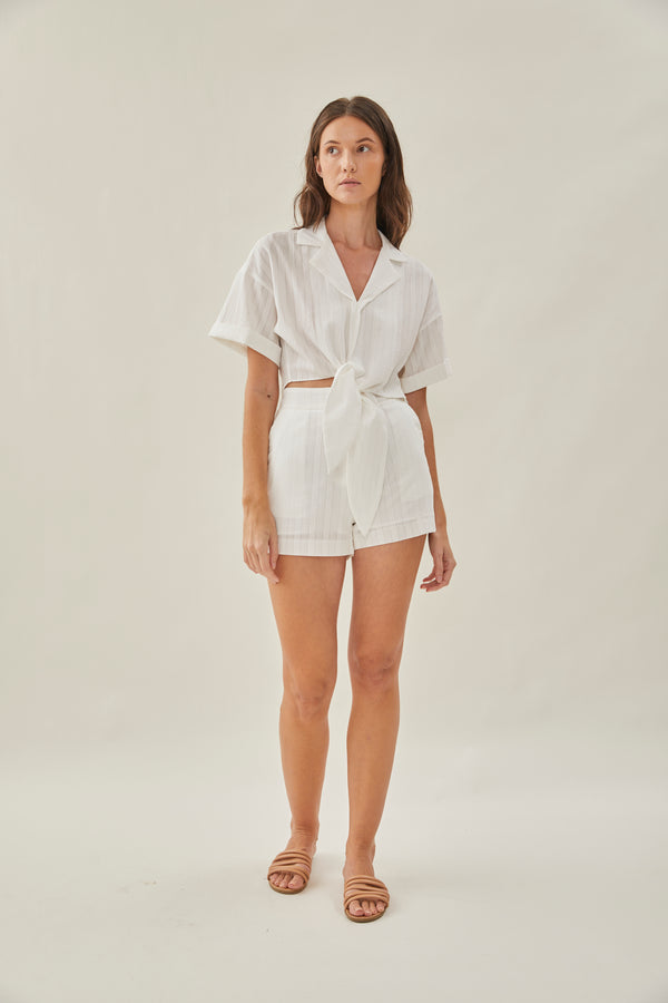 Embroidered Knotted Shirt in Textured White