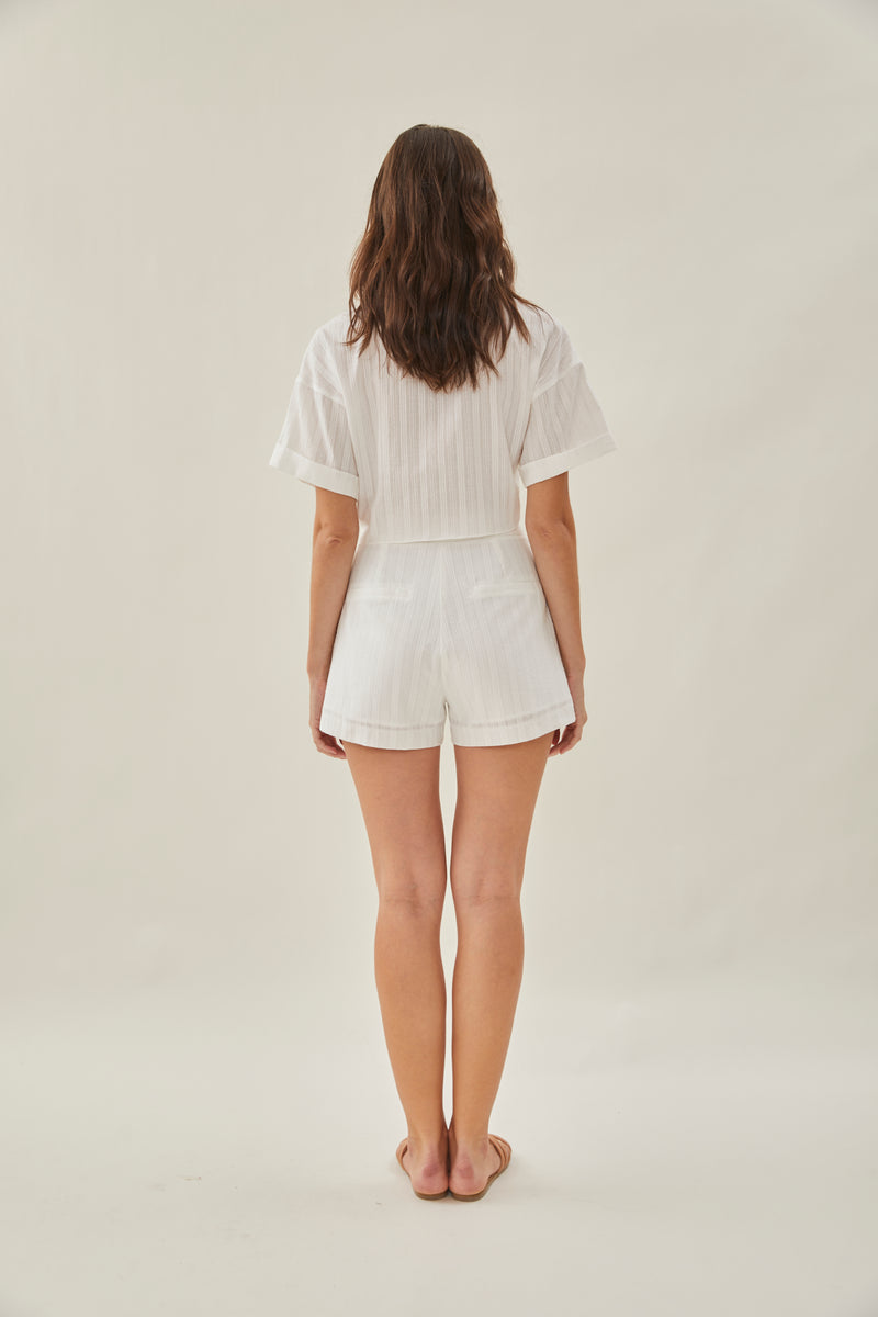 Embroidered Knotted Shirt in Textured White