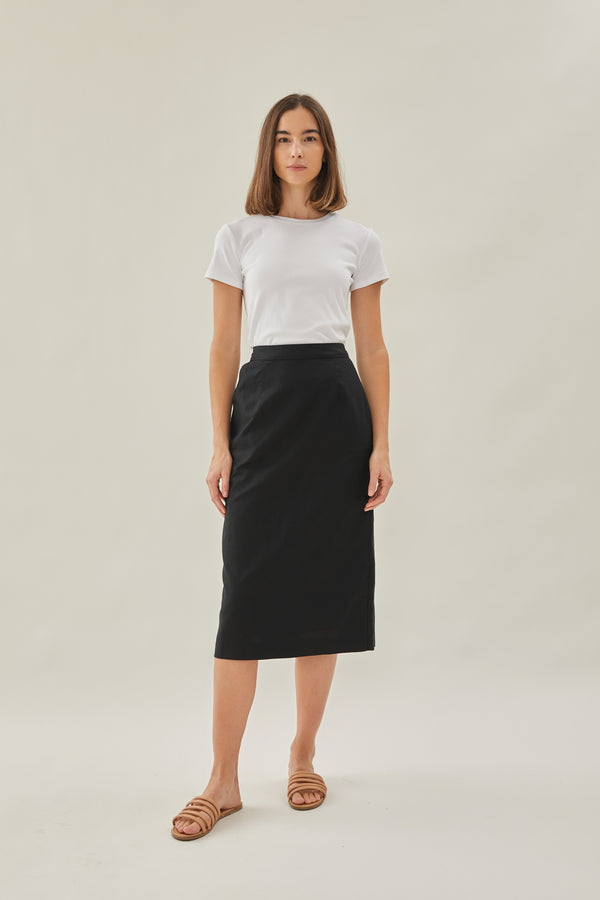Classic Straight Skirt in Black