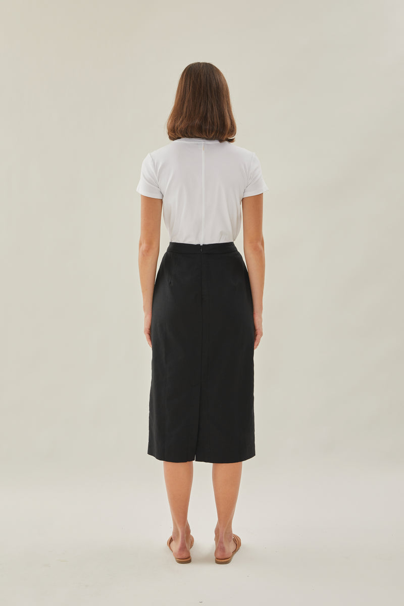 Classic Straight Skirt in Black