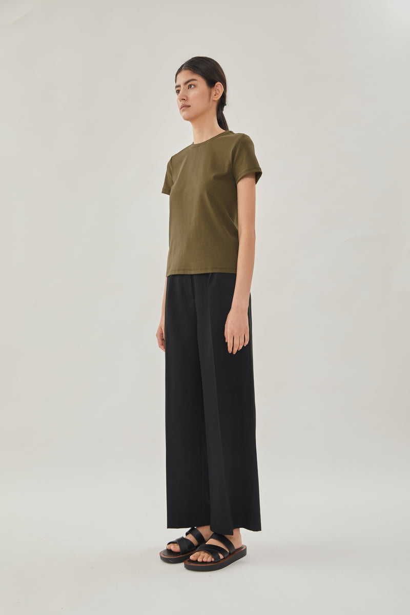 STUDIOS Cotton Stitched Tee in Moss