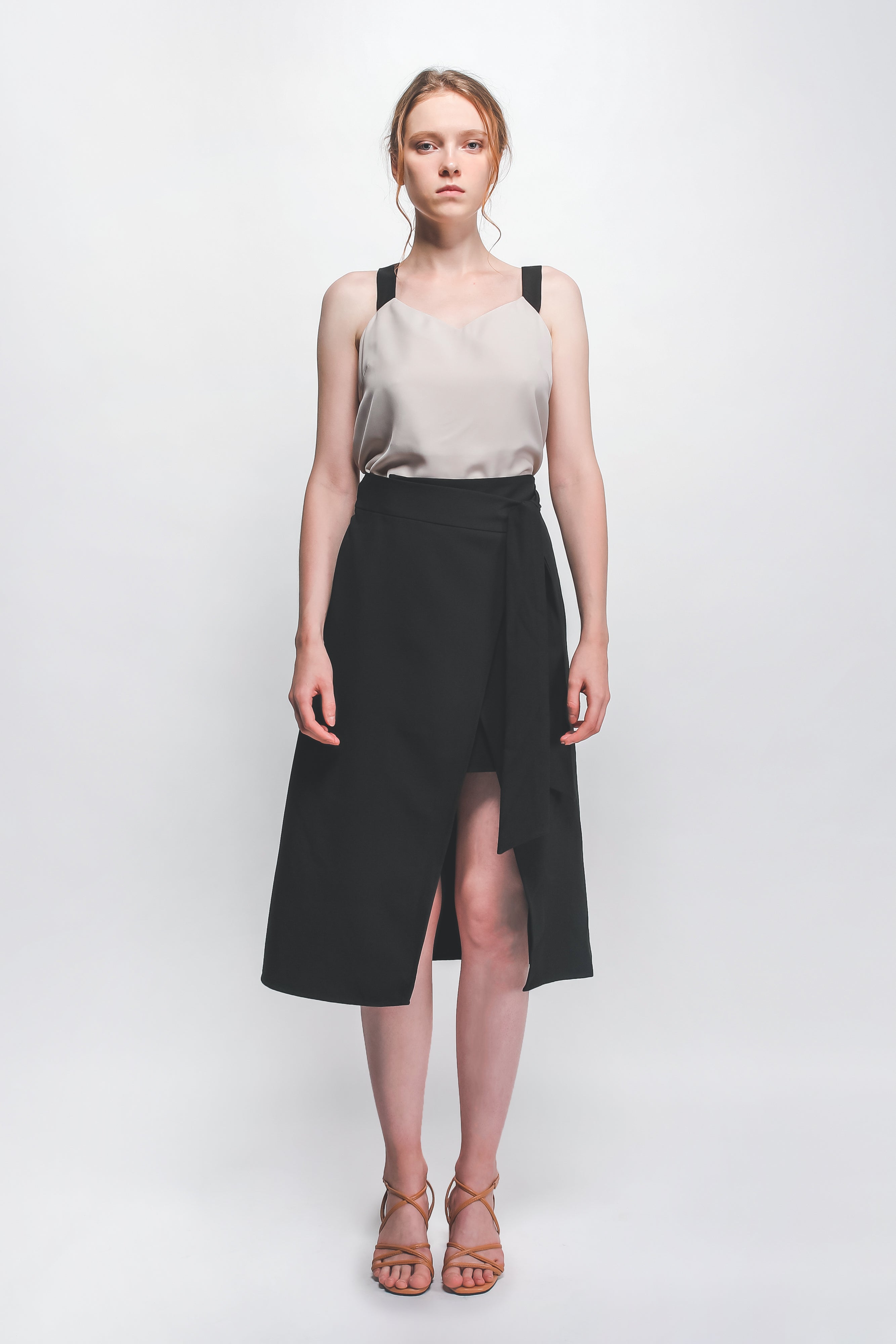 Classic Knotted Wrap Skirt In Black