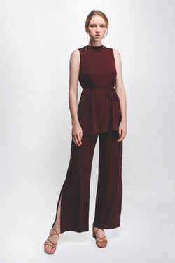 Knitted Front Slit Wide Legged Pants In Maroon