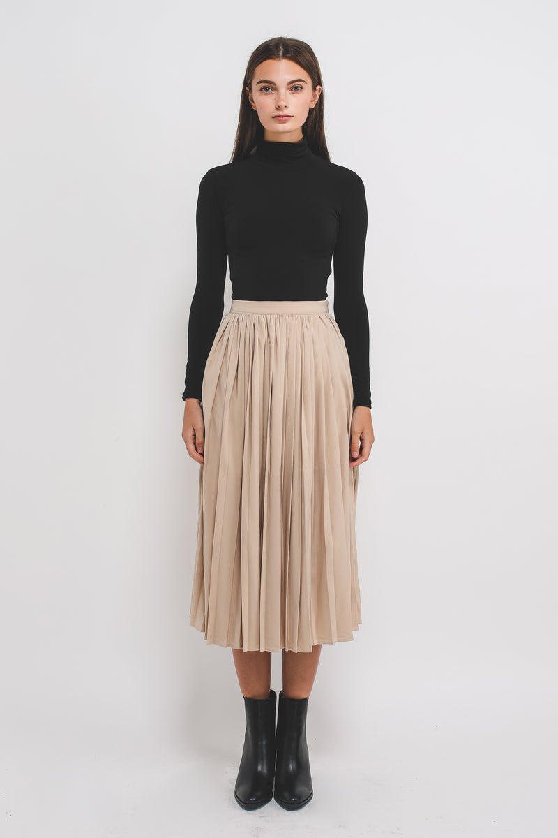 Classic Pleated Midi Skirt In Cream