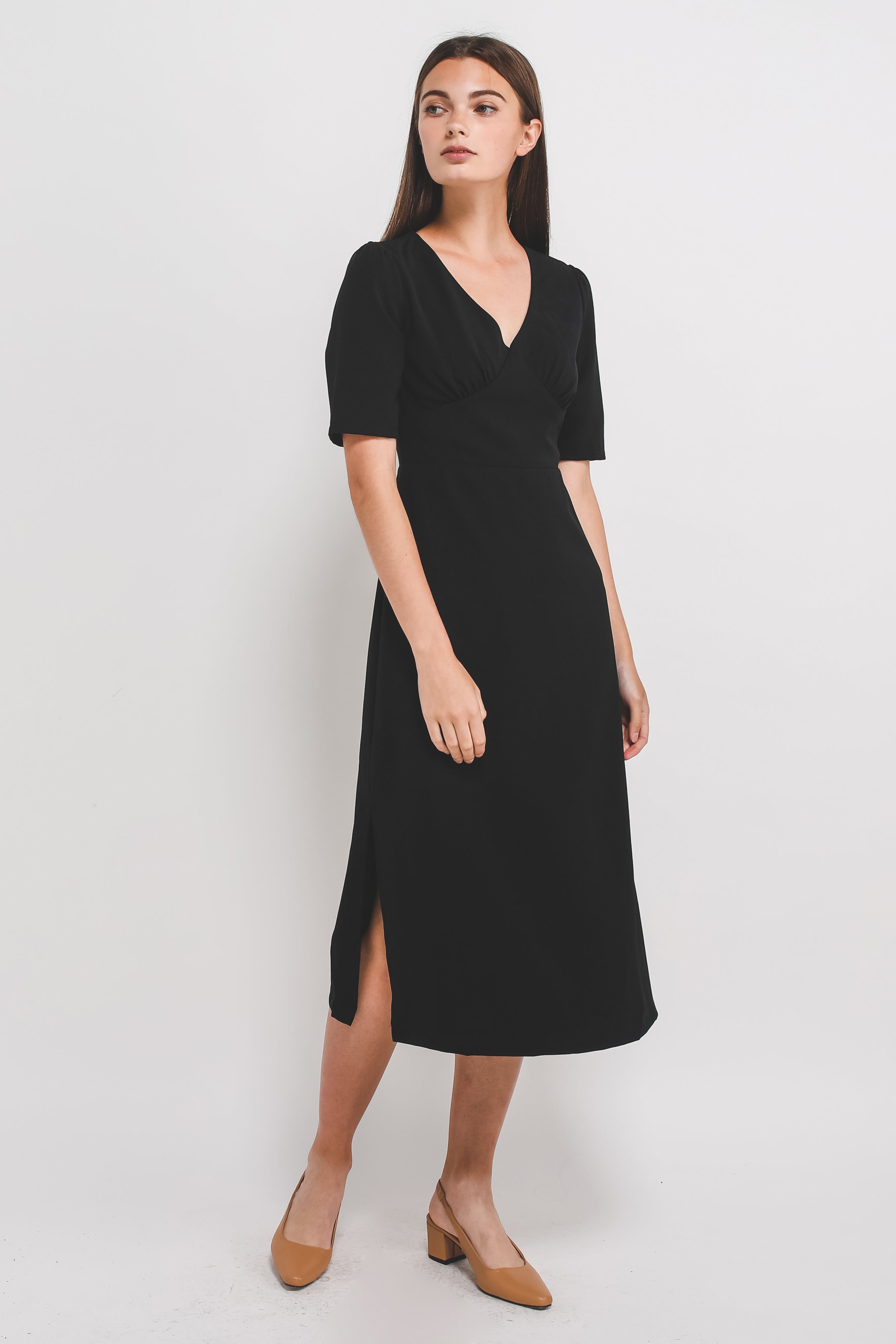 V Stitchline Detailing Sleeved Midi Dress In Black