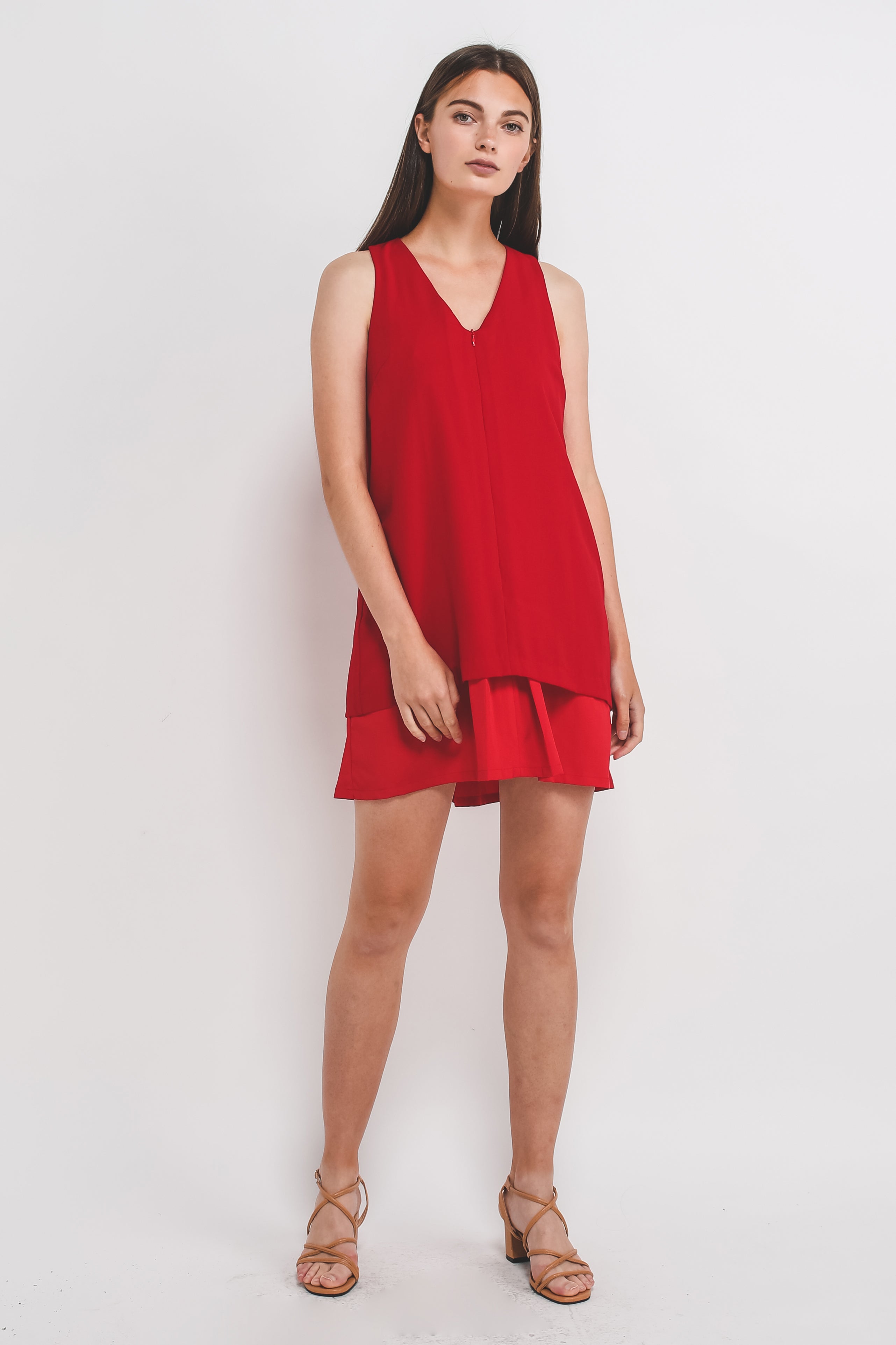 V-Neck Sleeveless Layered Dress With Front Zipper In Red