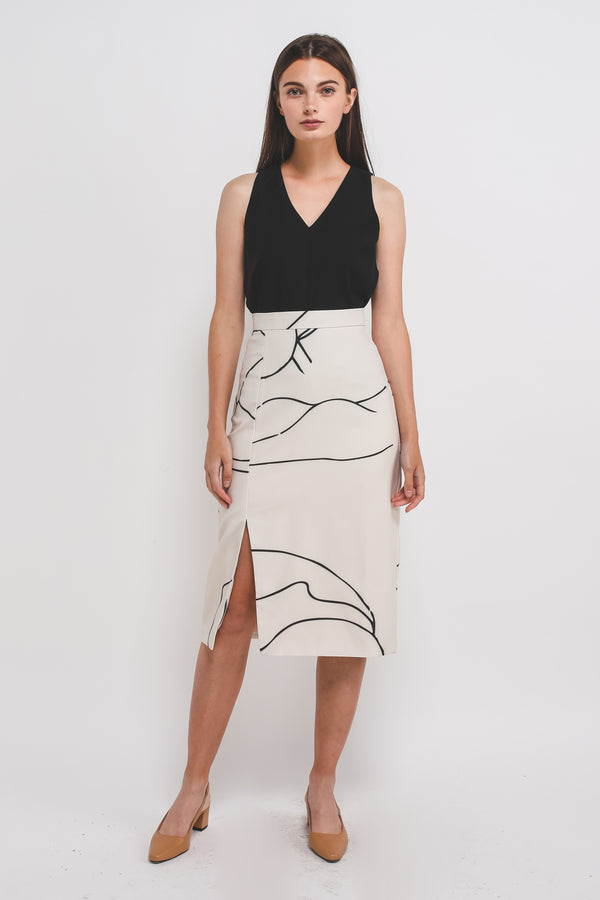 KLARRA x Caro Yanez | Front Slit Midi Skirt In Print