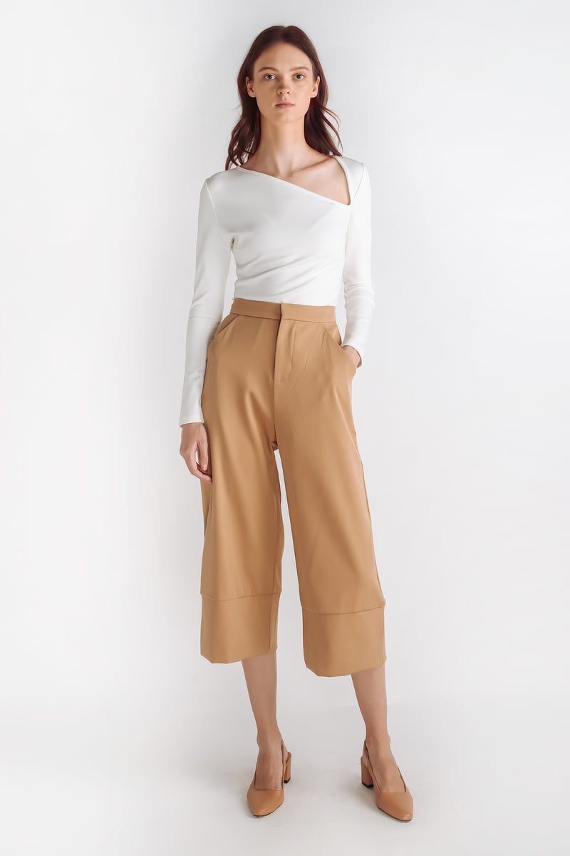 Asymmetrical Triangle Cutout Top in White