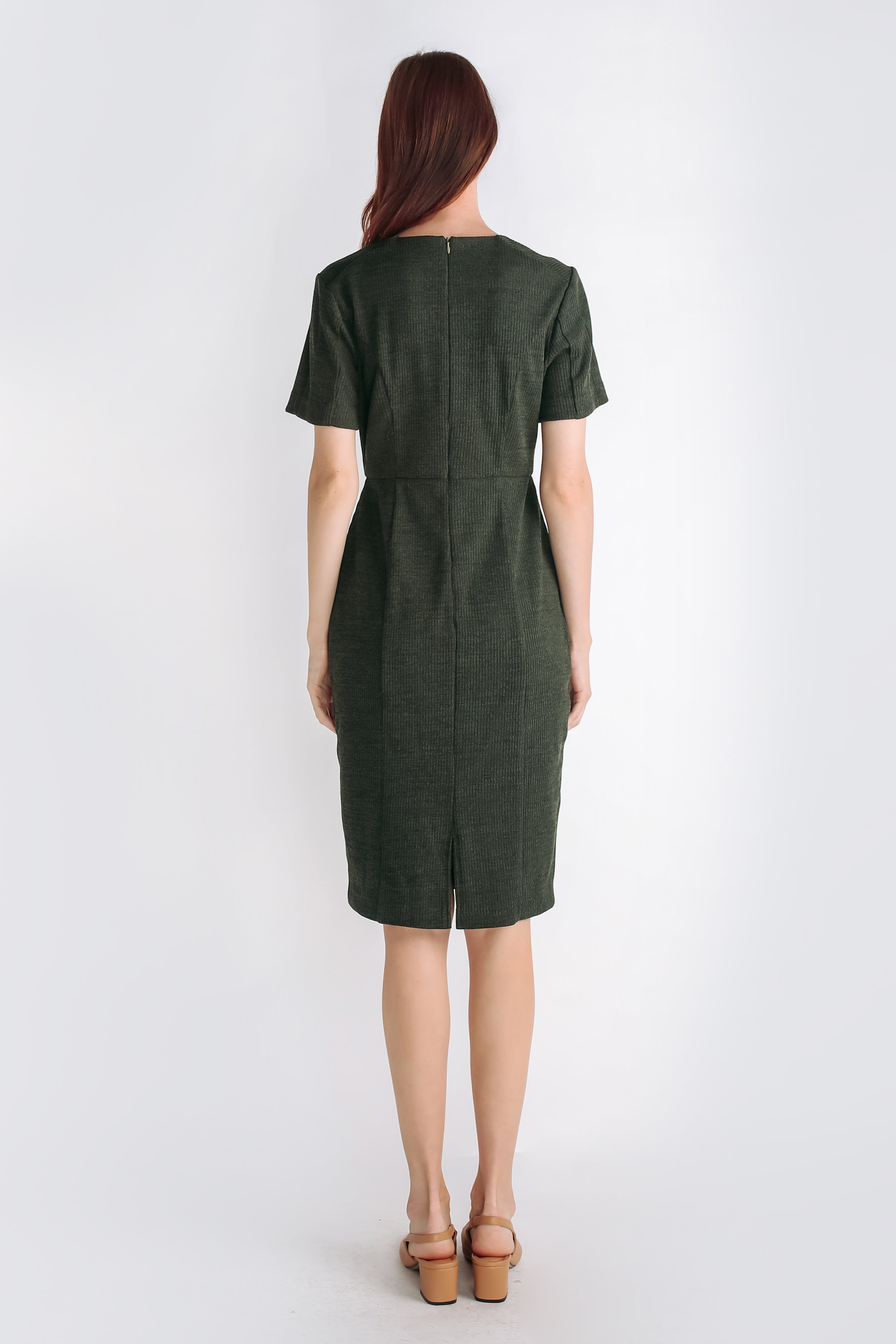 Textured Knit Short Sleeved Dress In Forest Green
