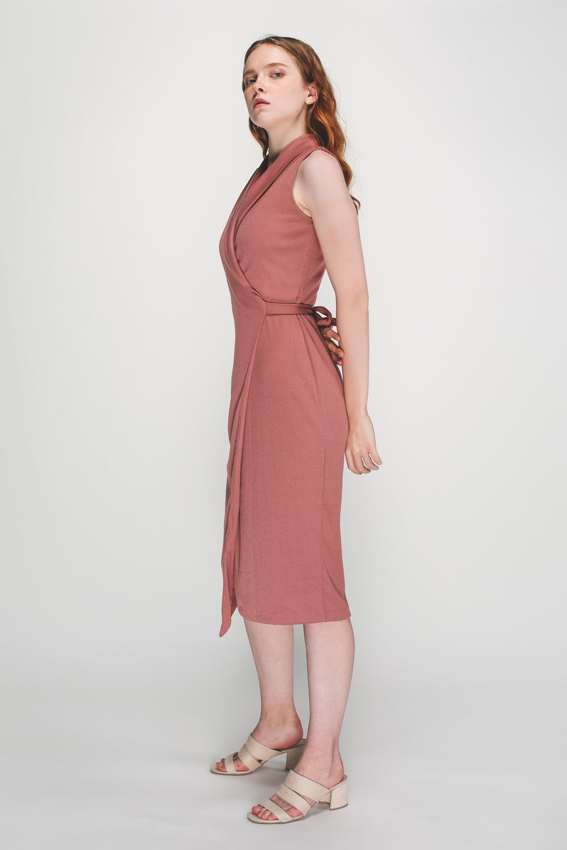 V-Neck Lapel Knitted Wrap Dress In Pink