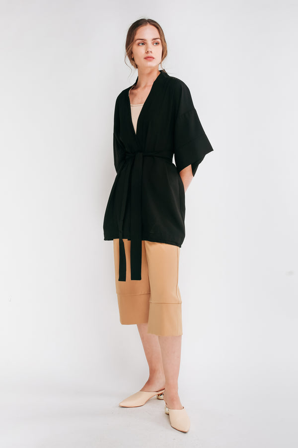 Kimono Outerwear W Sash In Black
