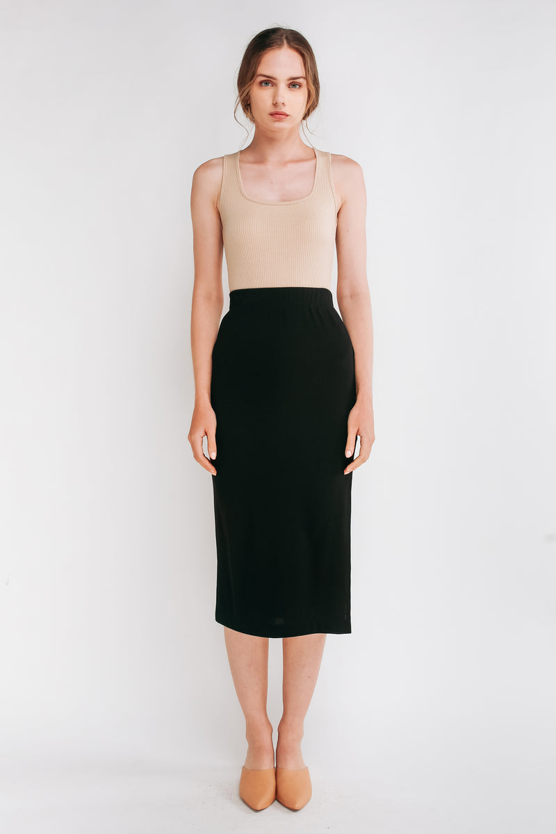 Ribbed Knit Straight Skirt In Black