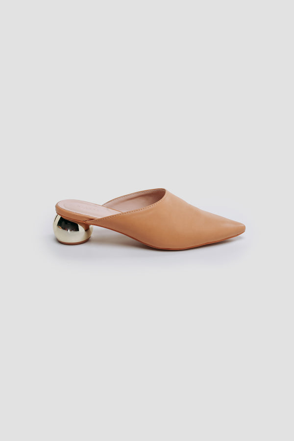 Rounded Brass Block Mules In Nude